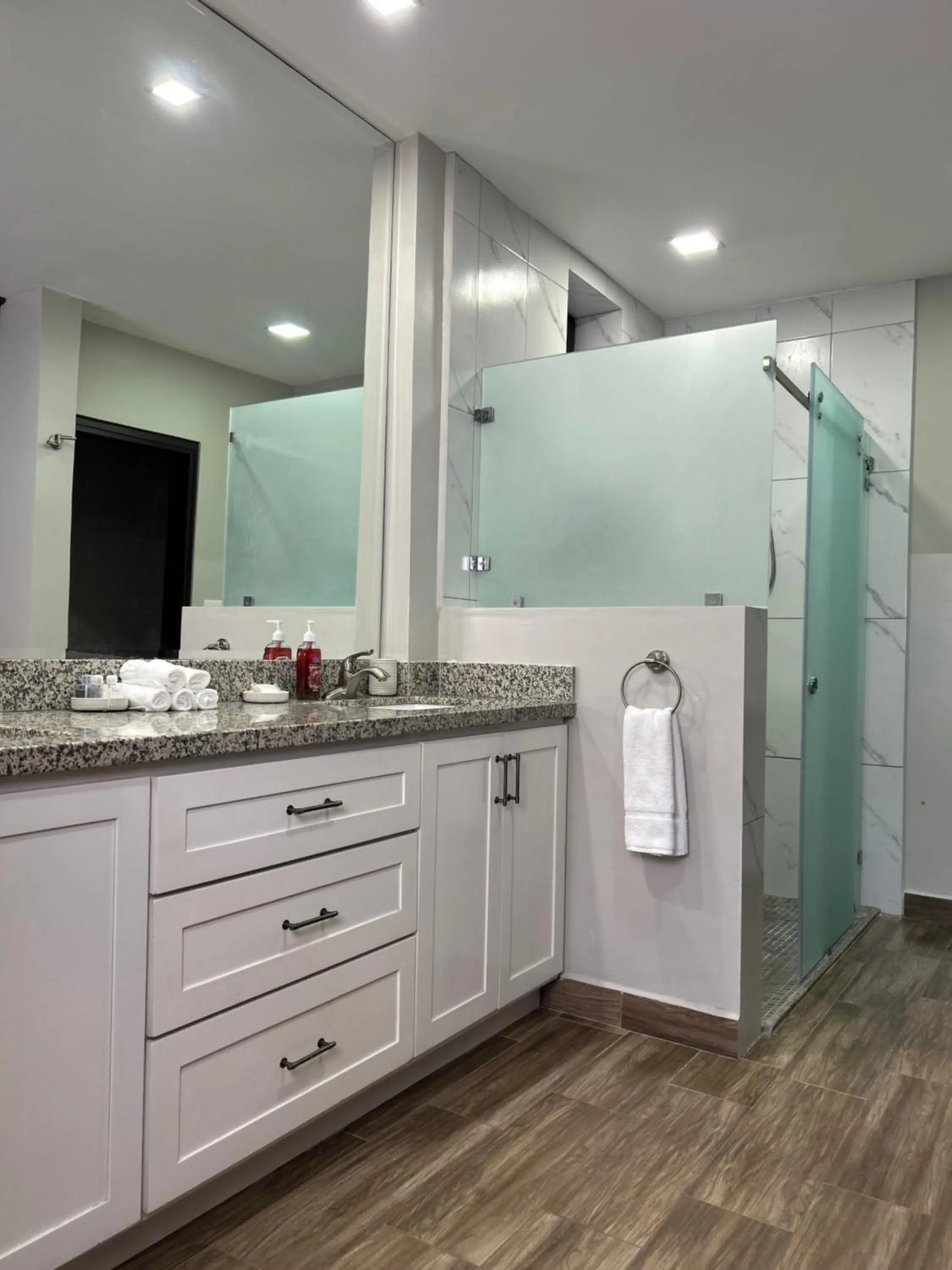 Brisas Del Mar Beach + Dive Resort