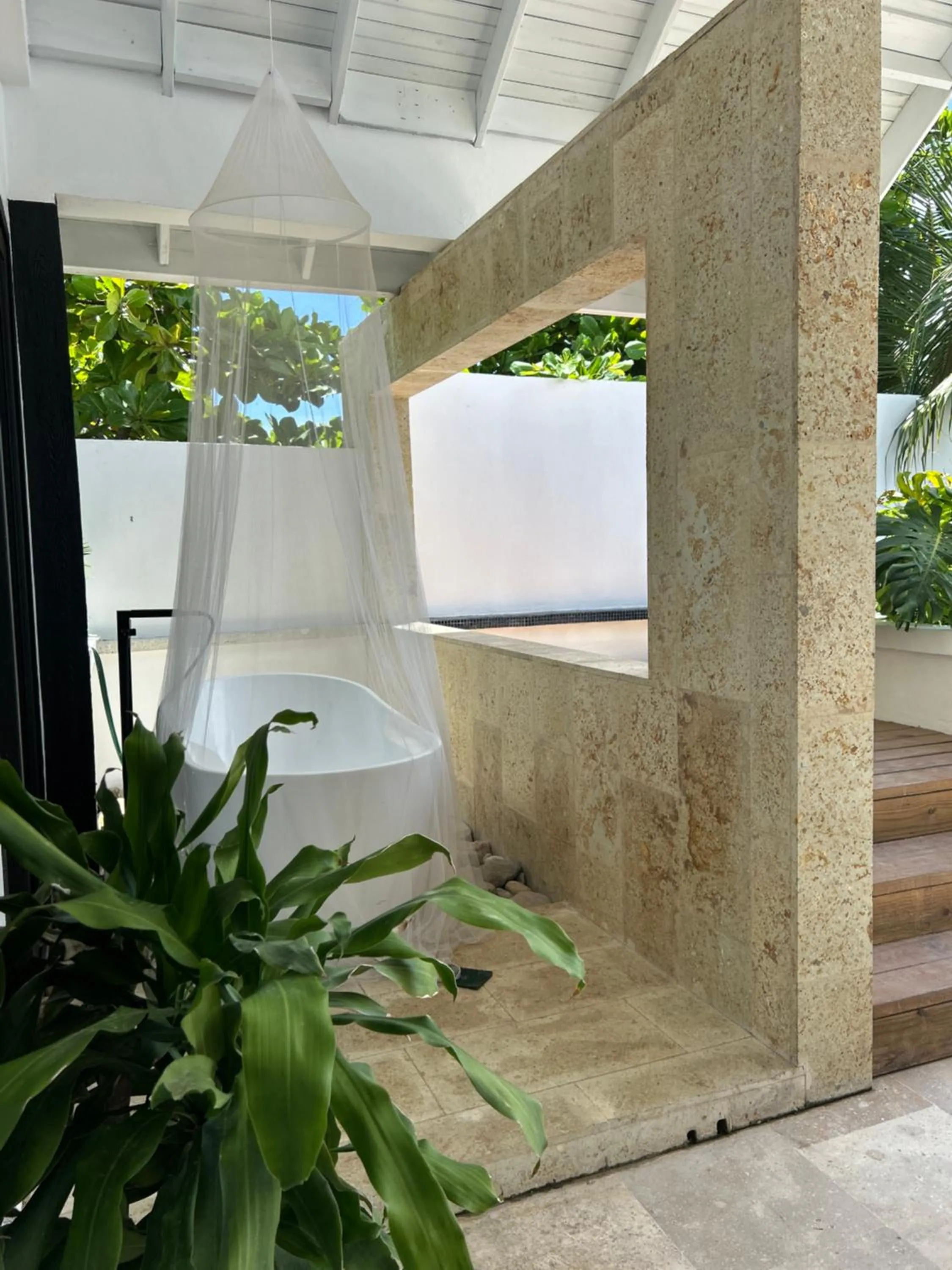 Brisas Del Mar Beach + Dive Resort