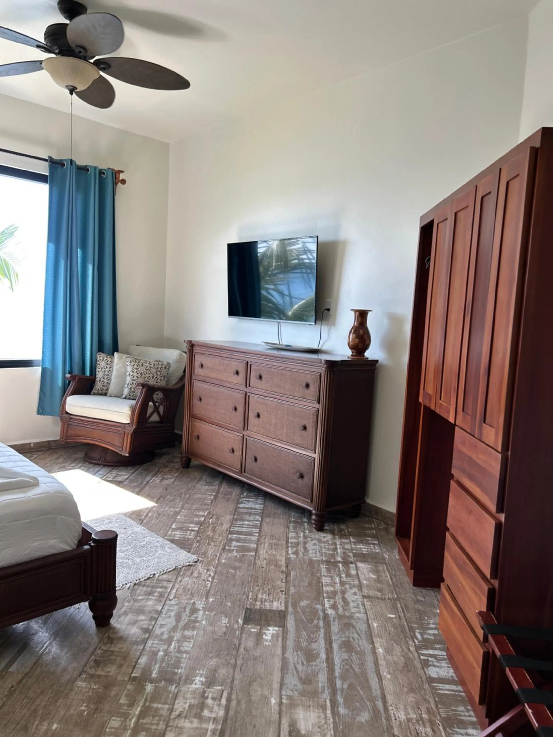 Bed in Brisas Del Mar Beach + Dive Resort