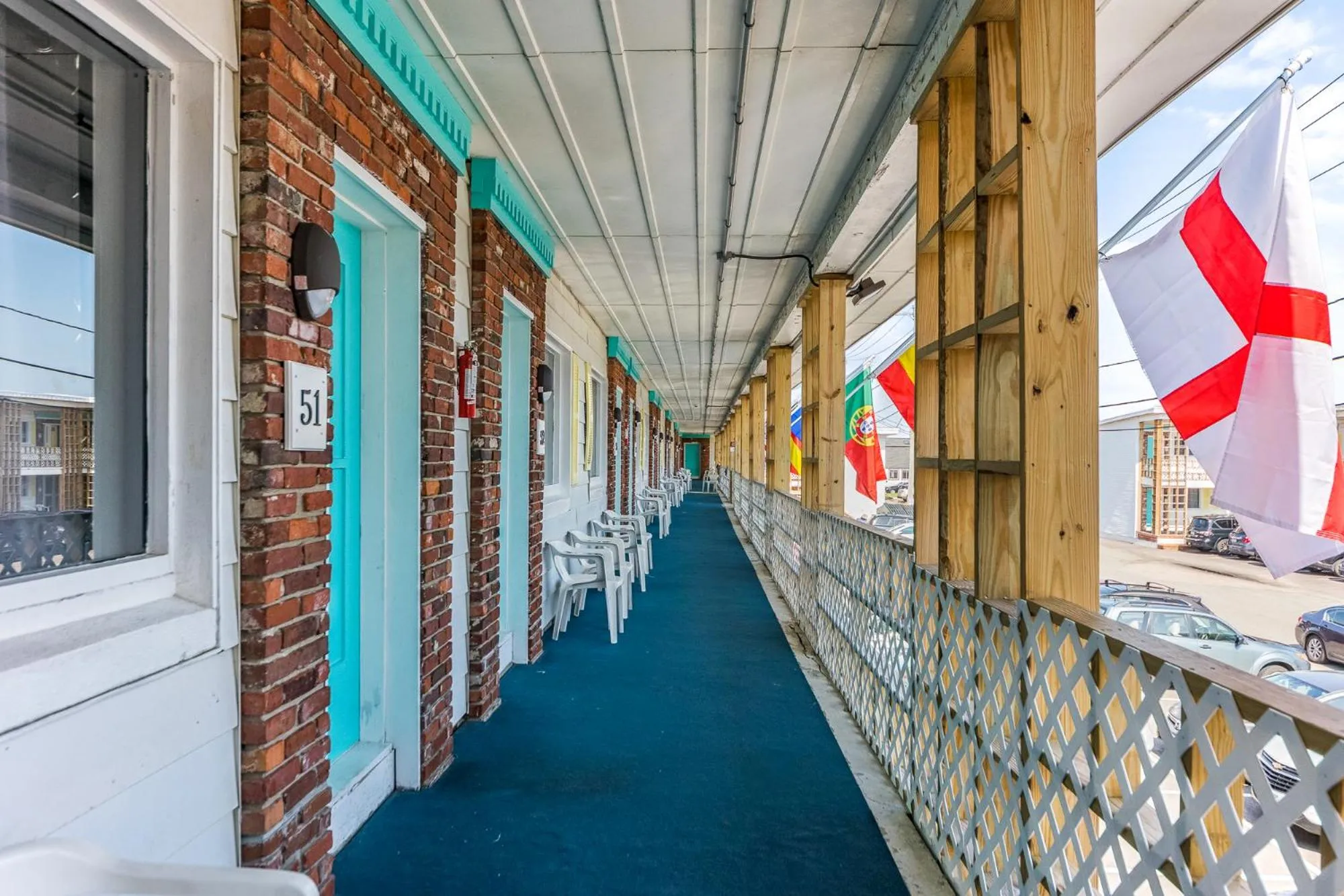 Property building in The Crest - Hampton Beach