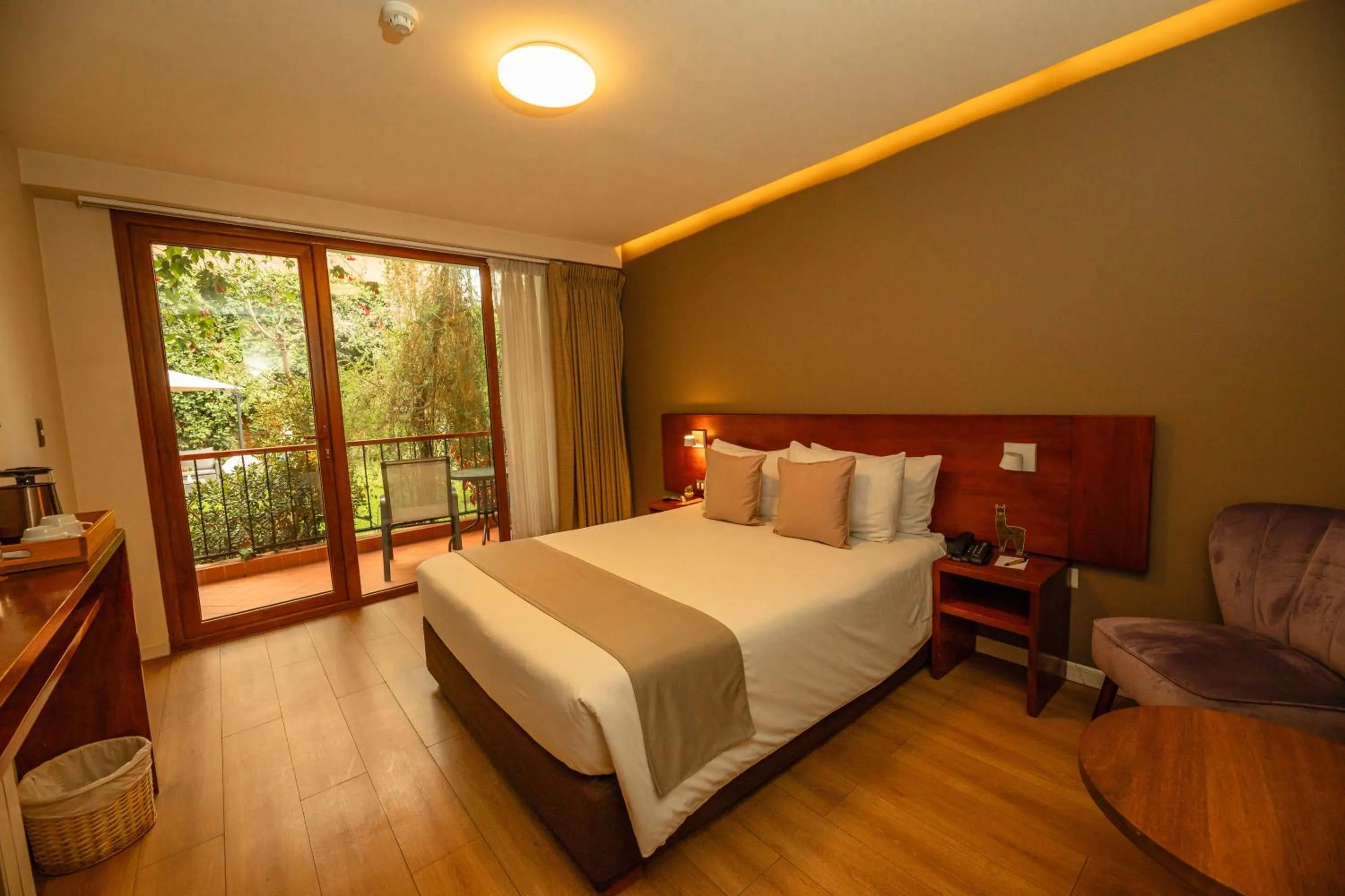 Bed in Saska Boutique Hotel