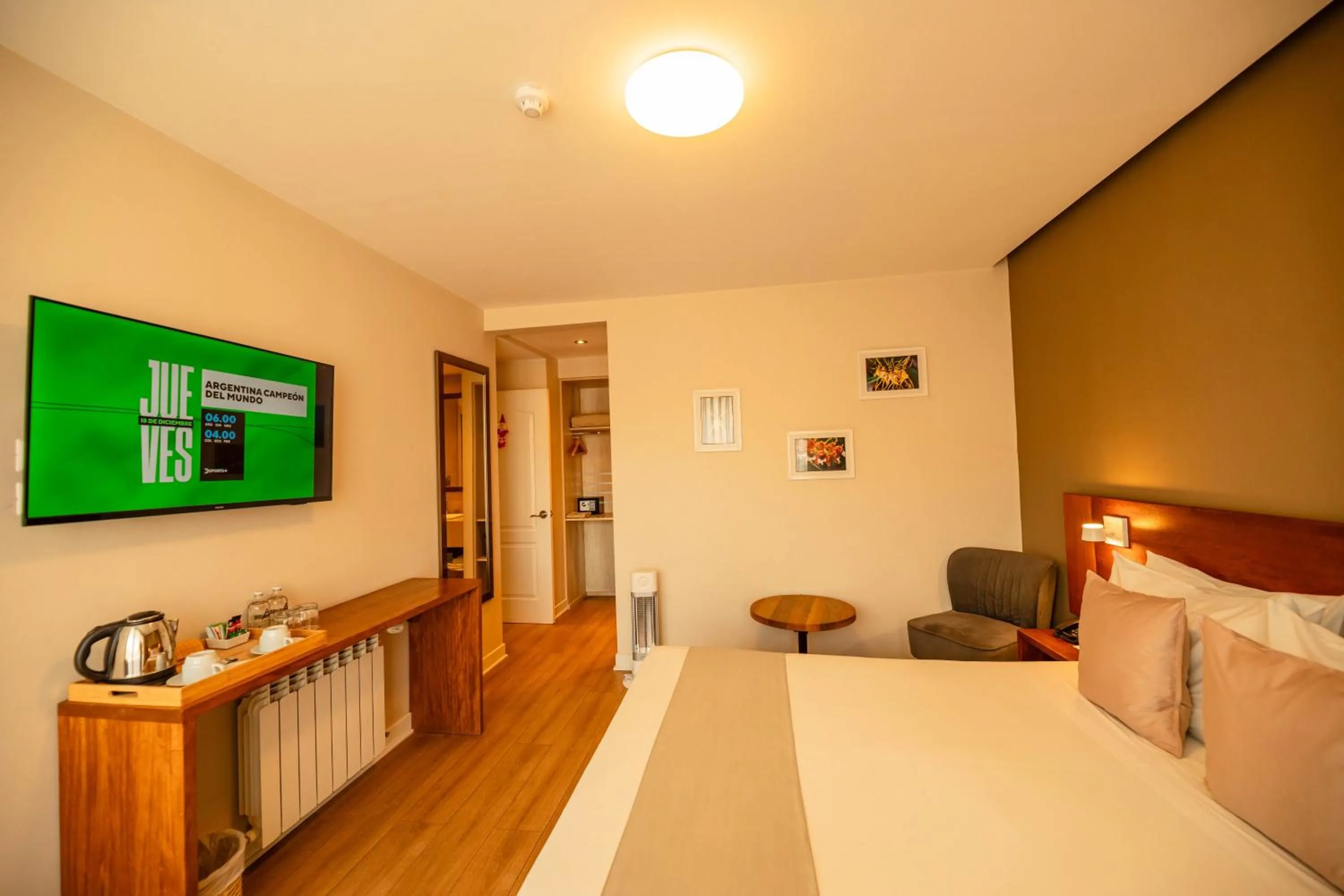 Photo of the whole room, Bed in Saska Boutique Hotel