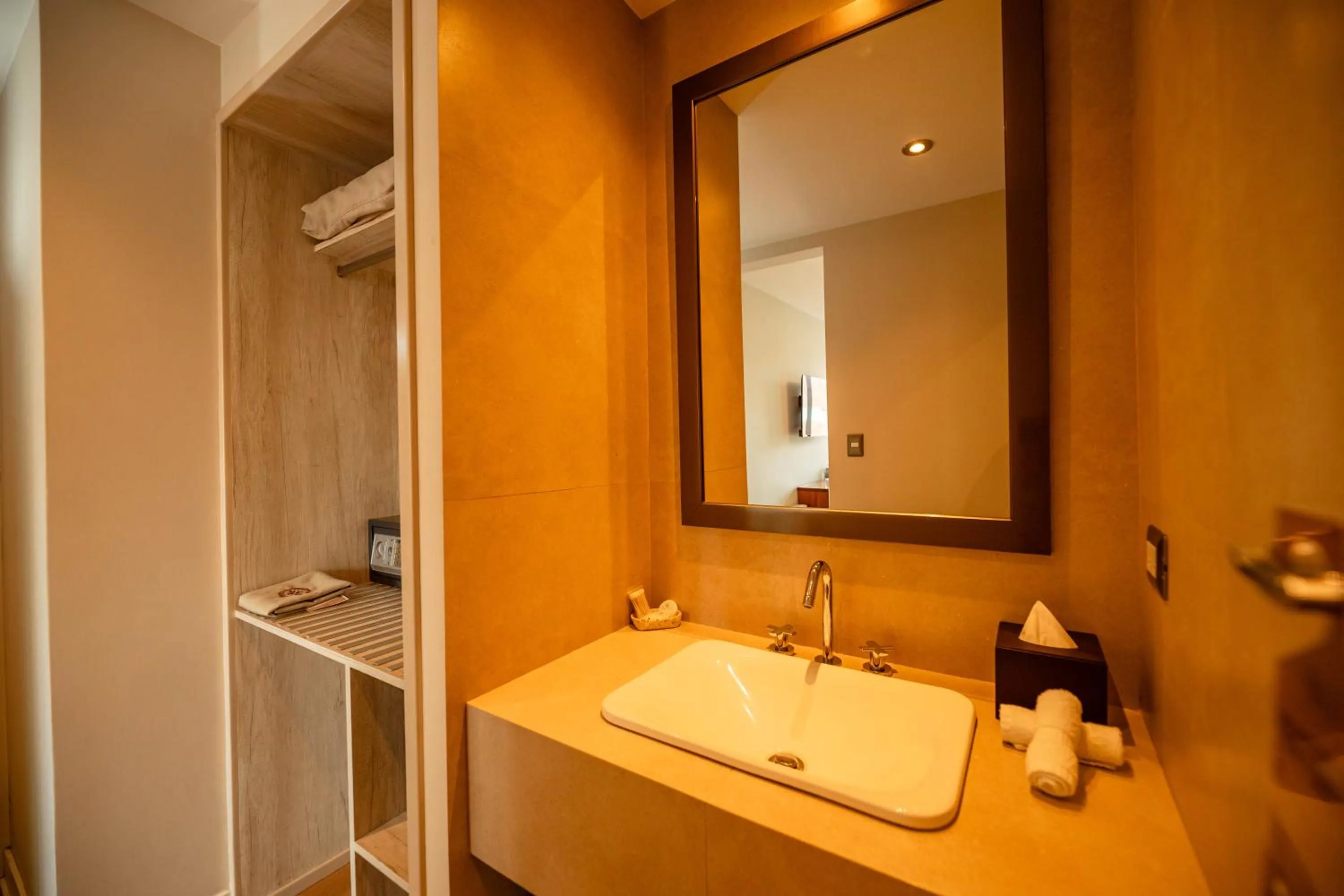 Bathroom in Saska Boutique Hotel