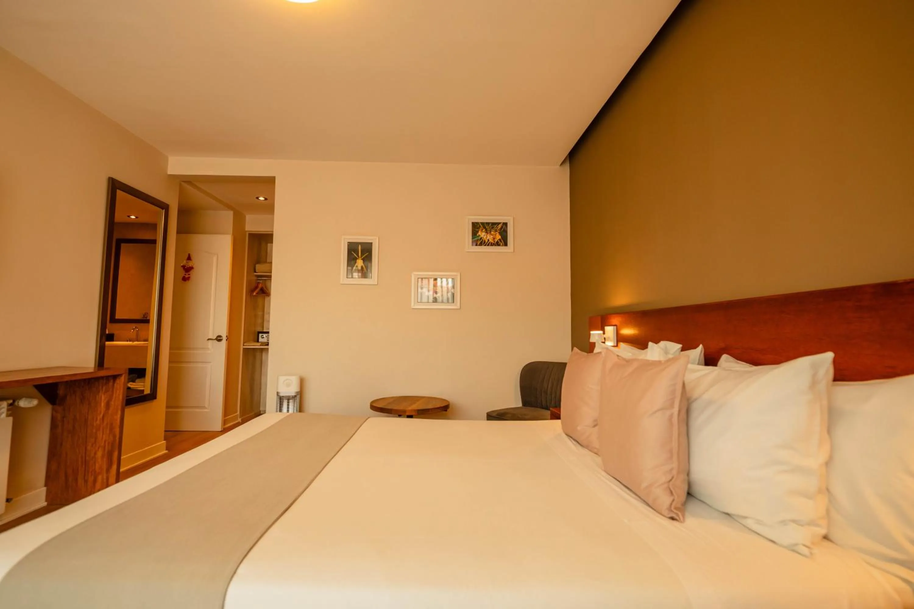 Bed in Saska Boutique Hotel