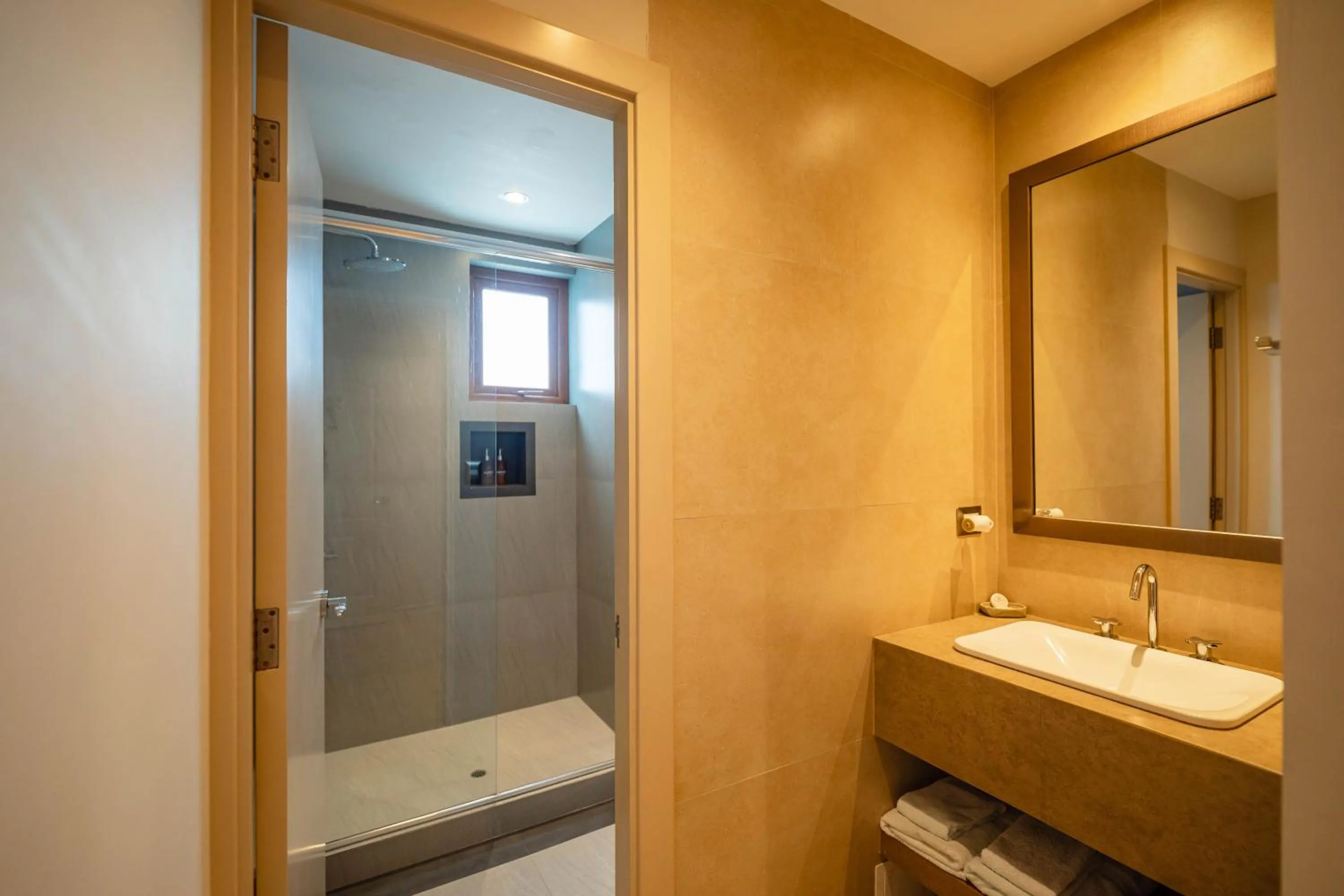 Bathroom in Saska Boutique Hotel