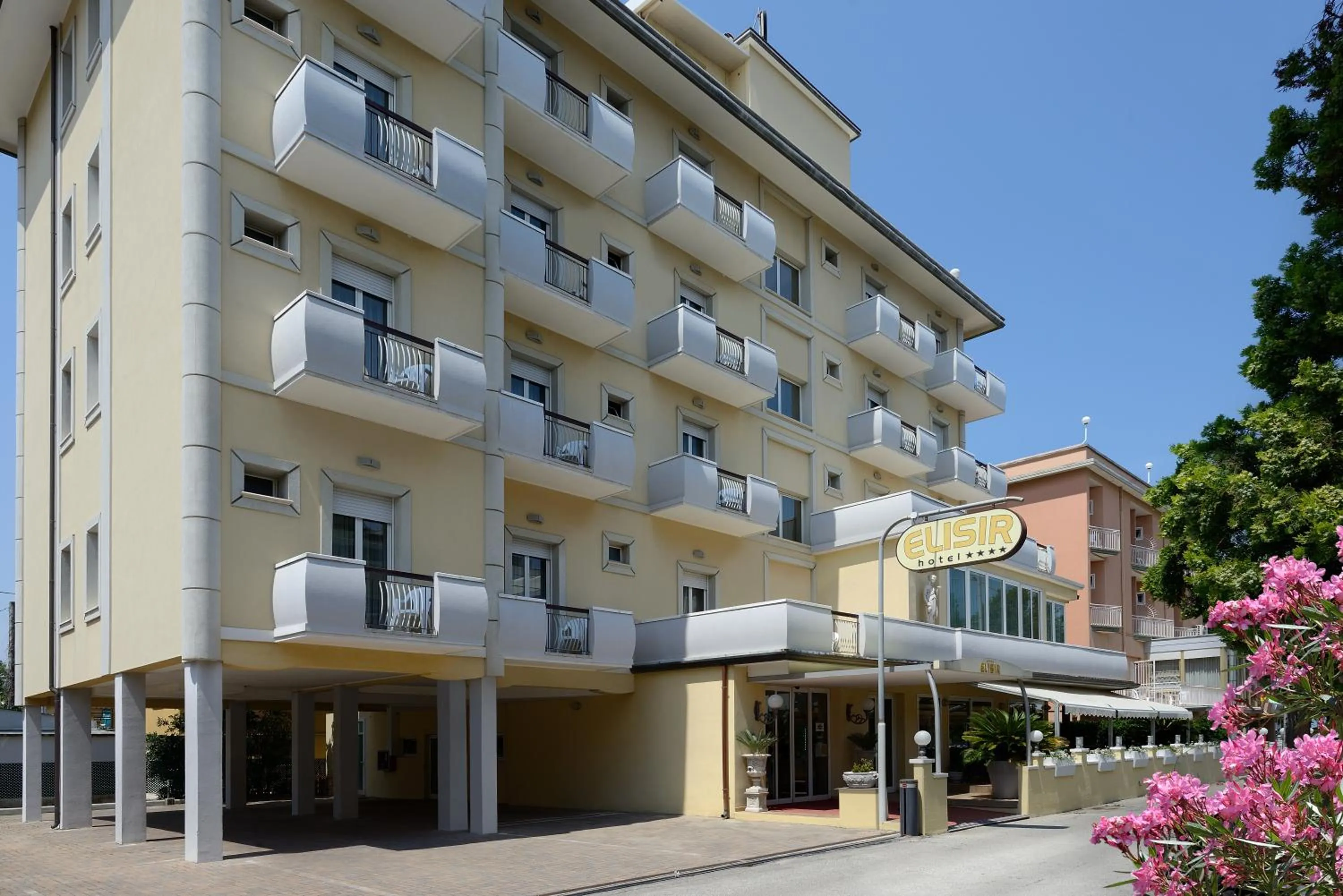 Property building in Hotel Elisir