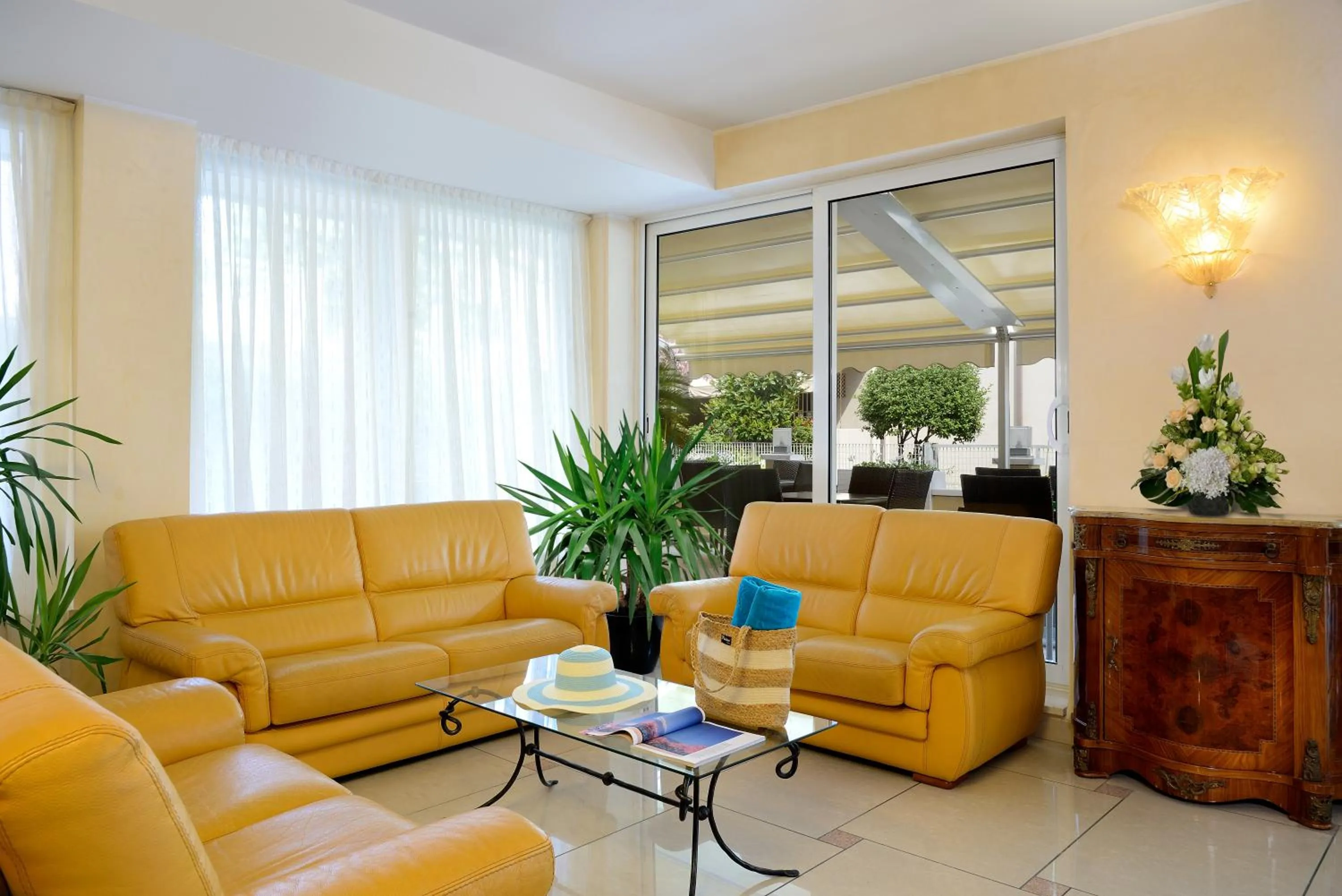 Lobby or reception in Hotel Elisir