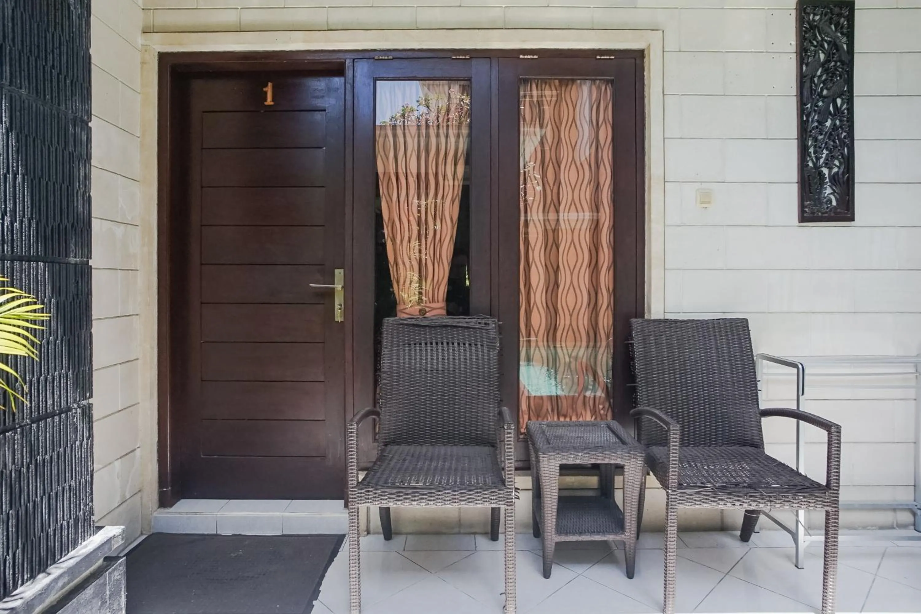Balcony/Terrace in DENAYS GUESTHOUSE JIMBARAN
