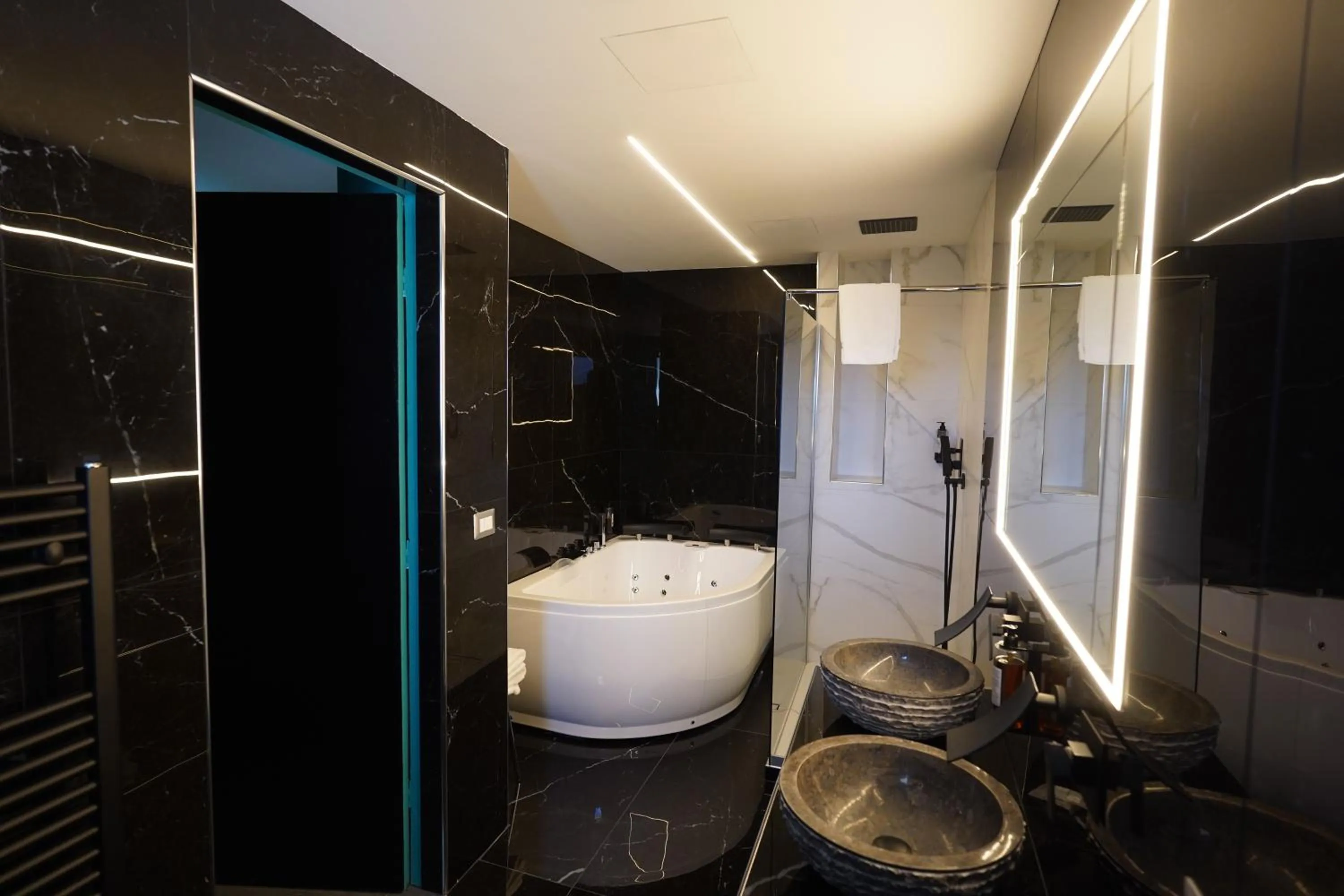 Shower in Grand hotel irpinia & Family SPA