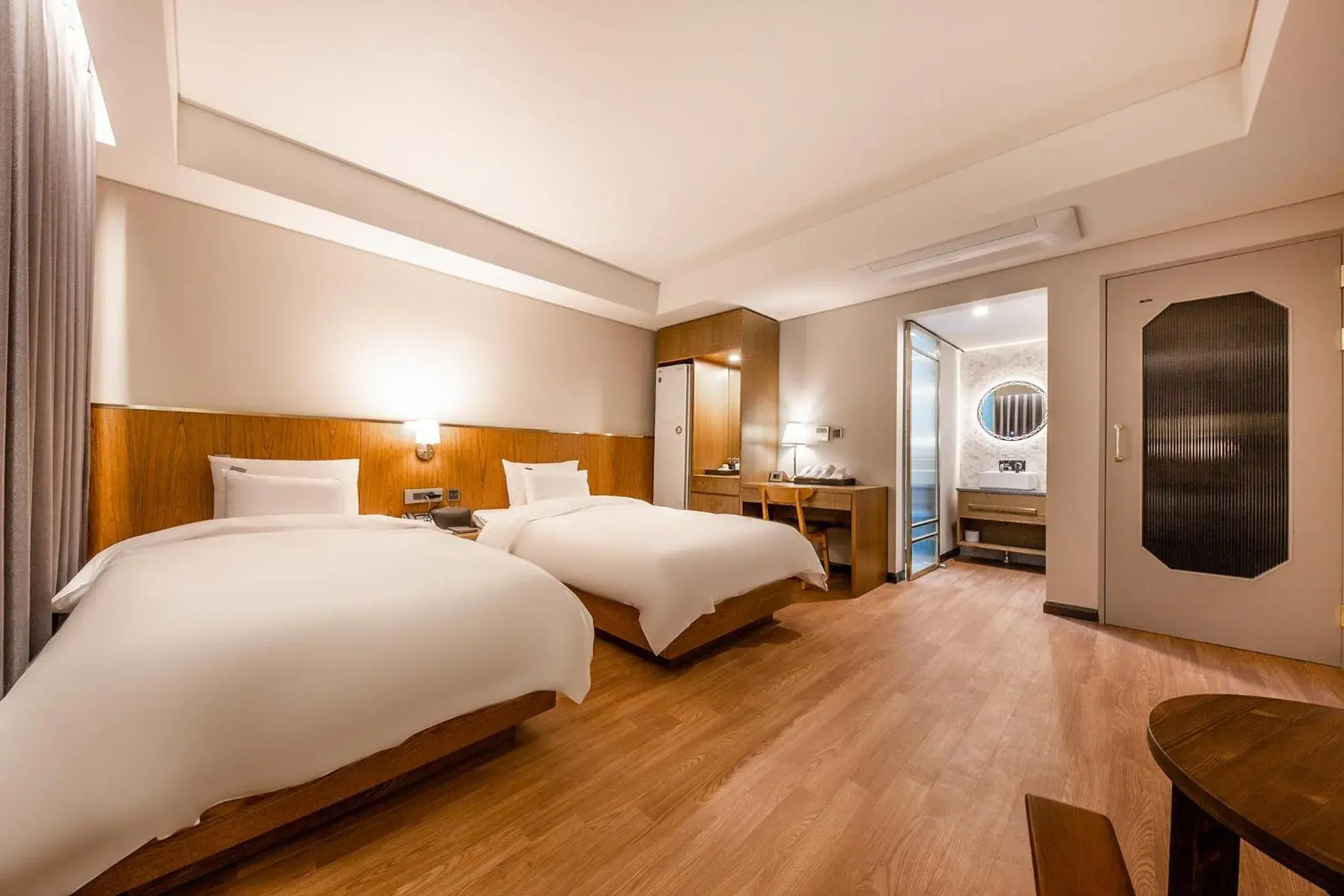 Standard Twin Room in Hotel the Hill Standard Twin Room in Hotel the Hill