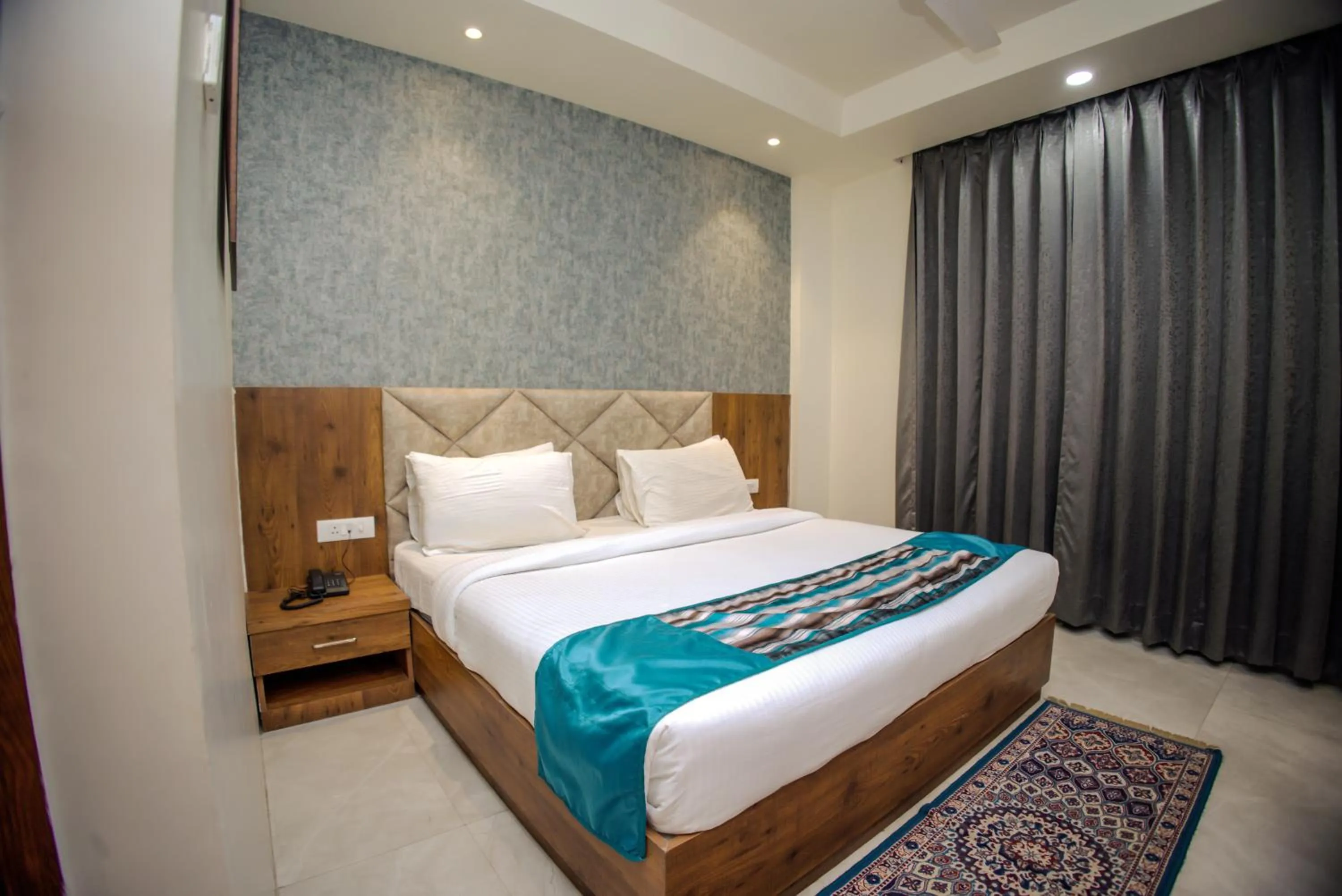 Bed in Hotel Marine House