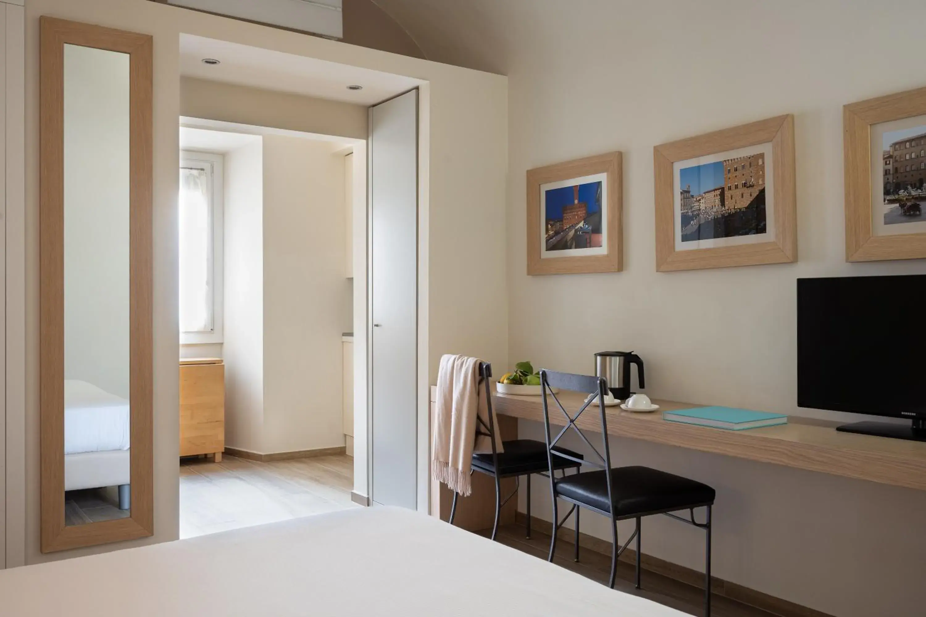 Bedroom, Bed in Relais Piazza Signoria Bedroom, Bed in Relais Piazza Signoria