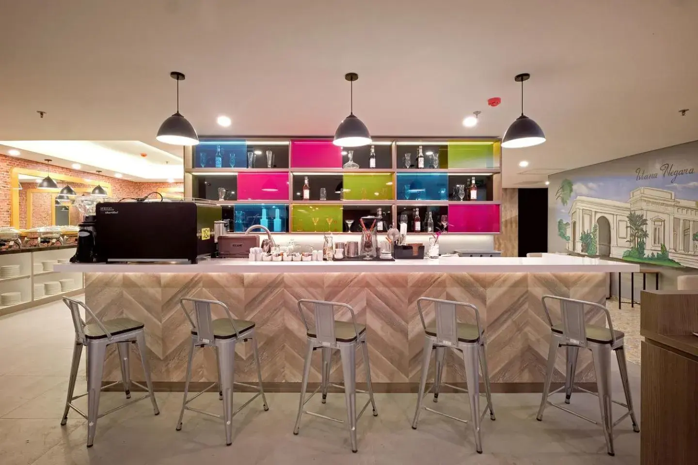 Lounge or bar in Azana Style Hotel Bandara Jakarta