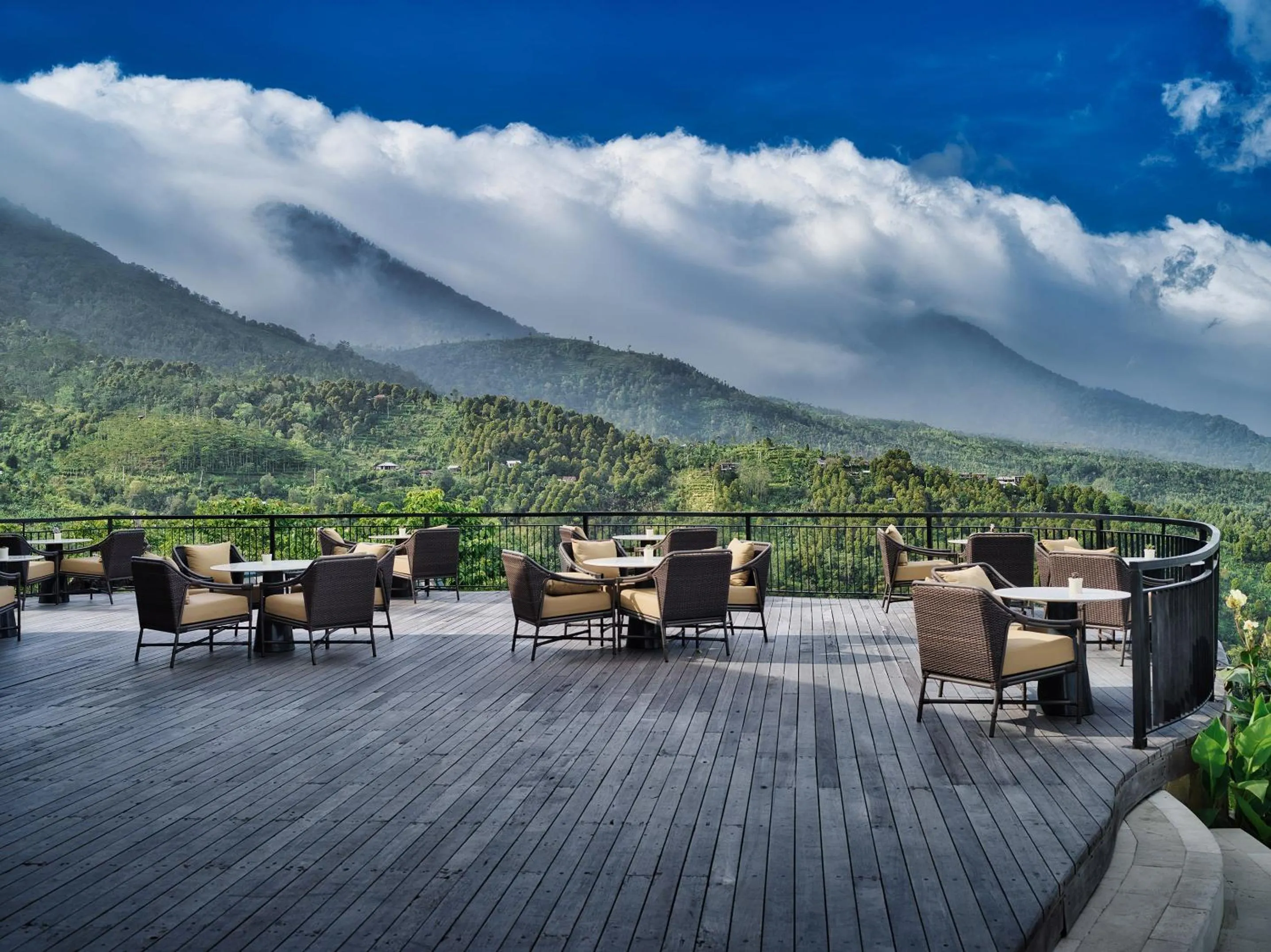 Restaurant/places to eat in Elevate Bali