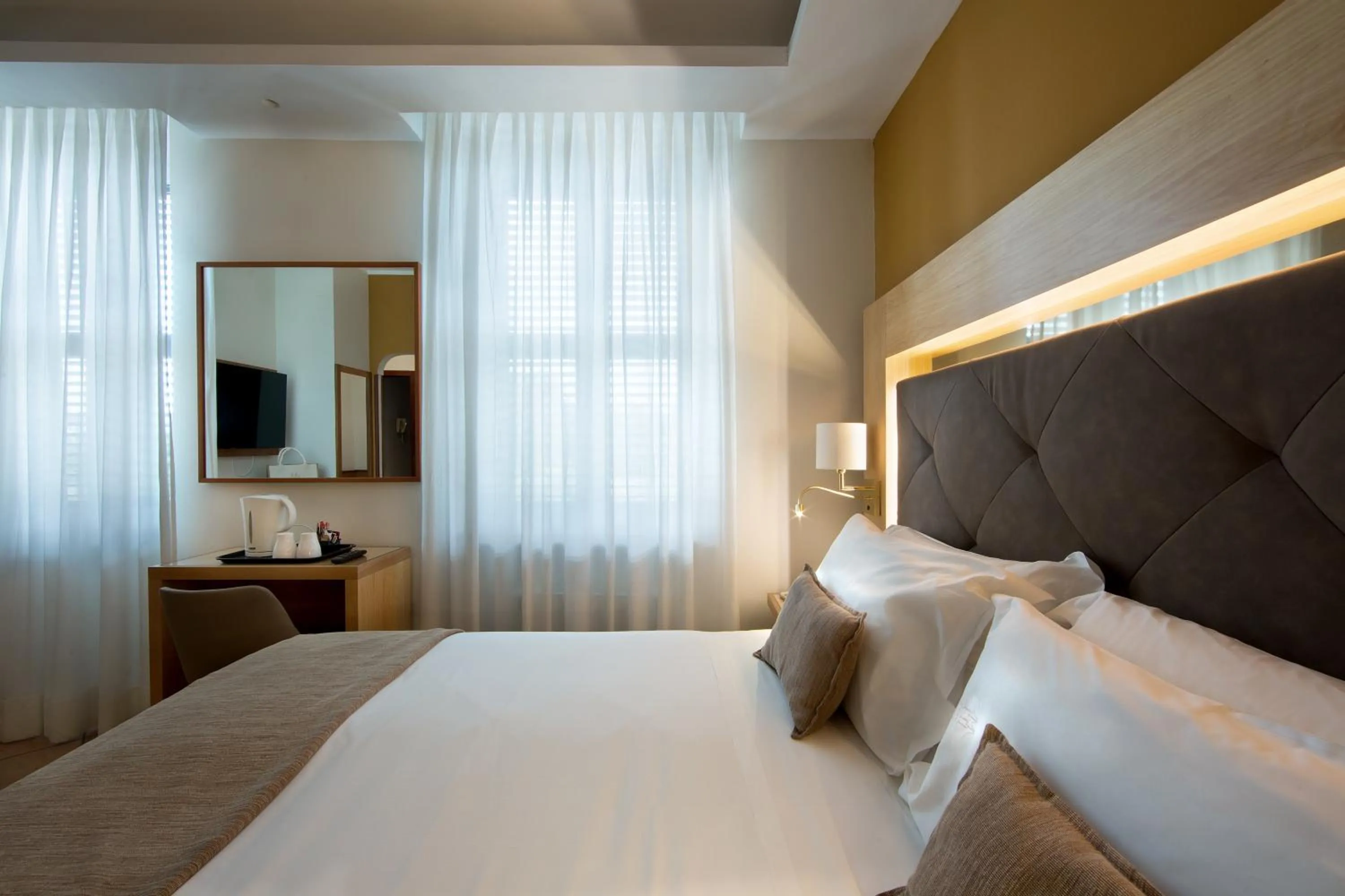 Photo of the whole room, Bed in Montespina Park Hotel