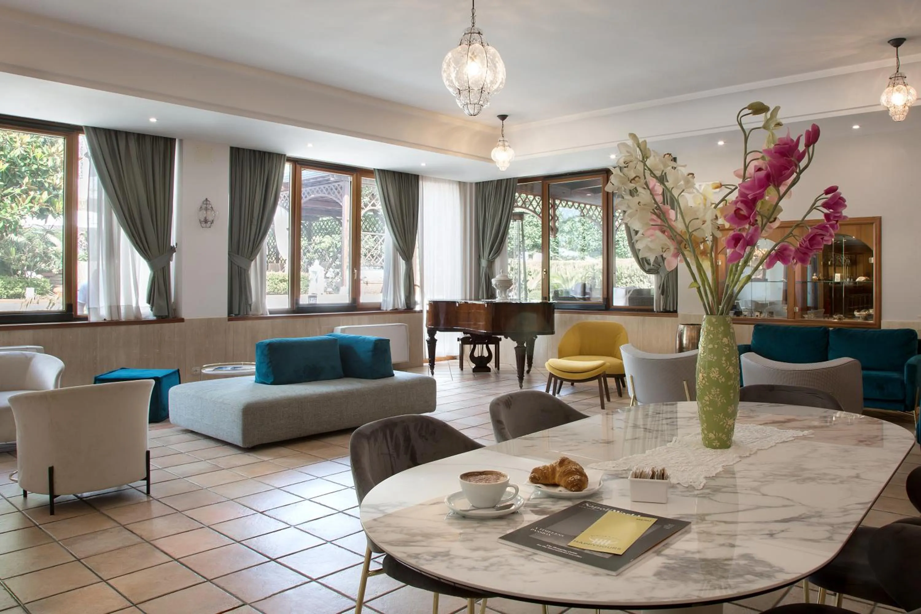 Lobby or reception in Montespina Park Hotel