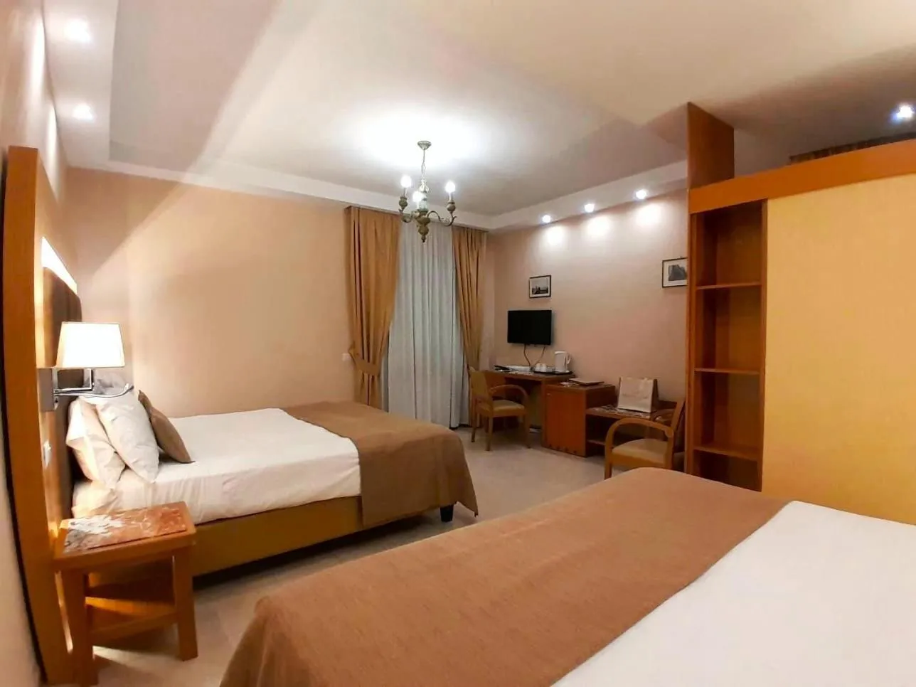 Bedroom, Bed in Montespina Park Hotel