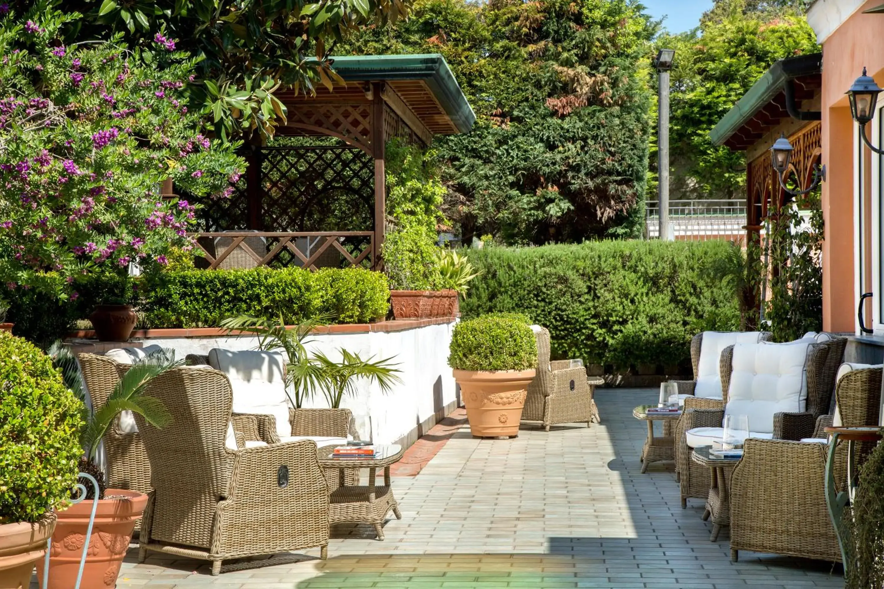 Restaurant/places to eat in Montespina Park Hotel Restaurant/places to eat in Montespina Park Hotel