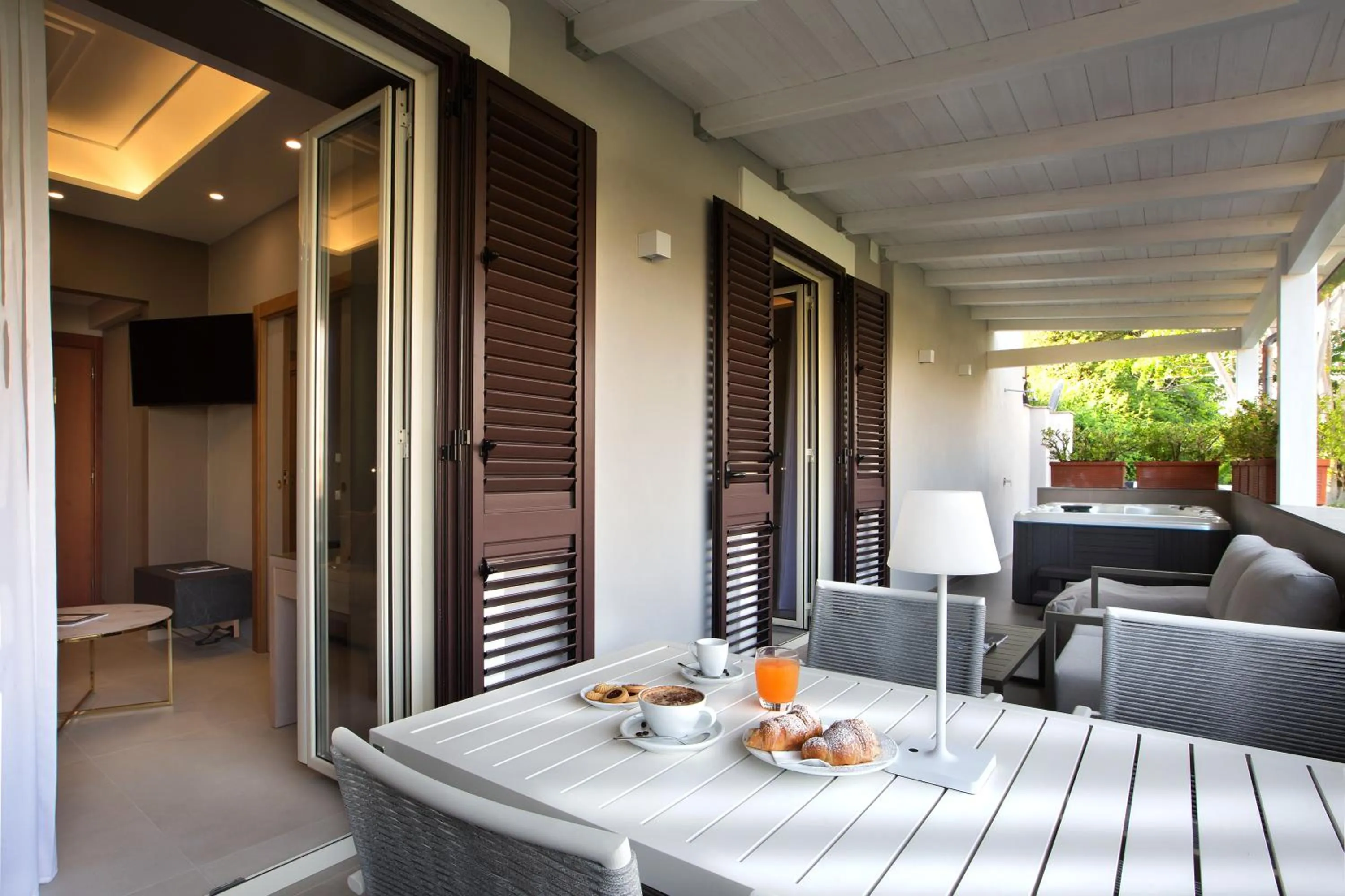 Patio in Montespina Park Hotel