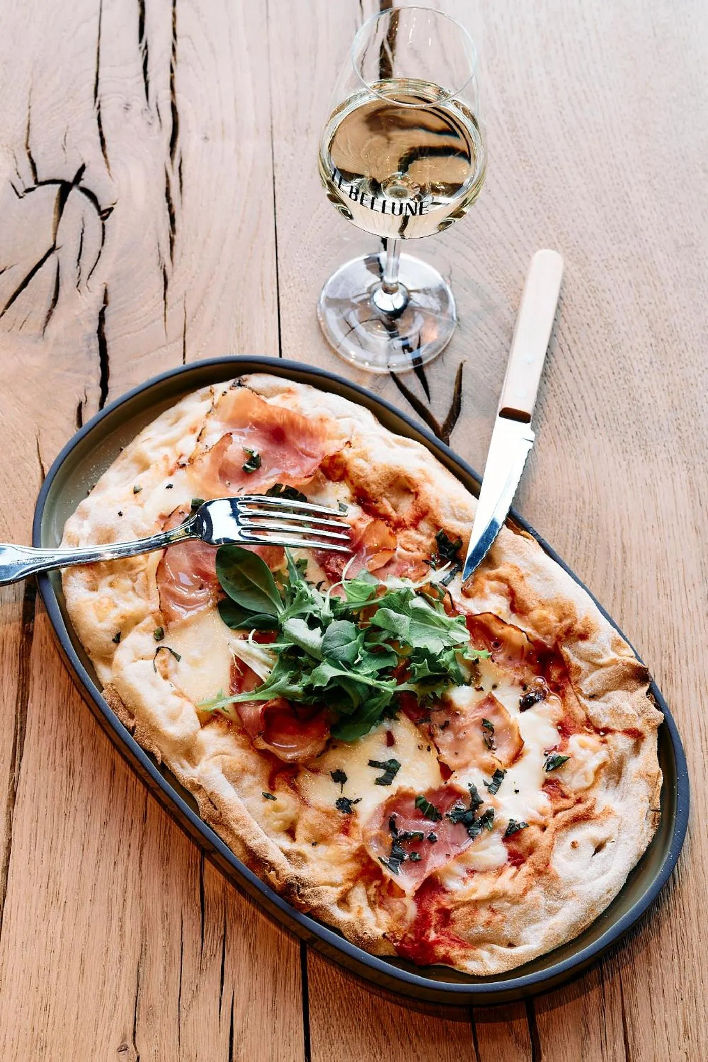 Lounge or bar in Le Bellune Paris