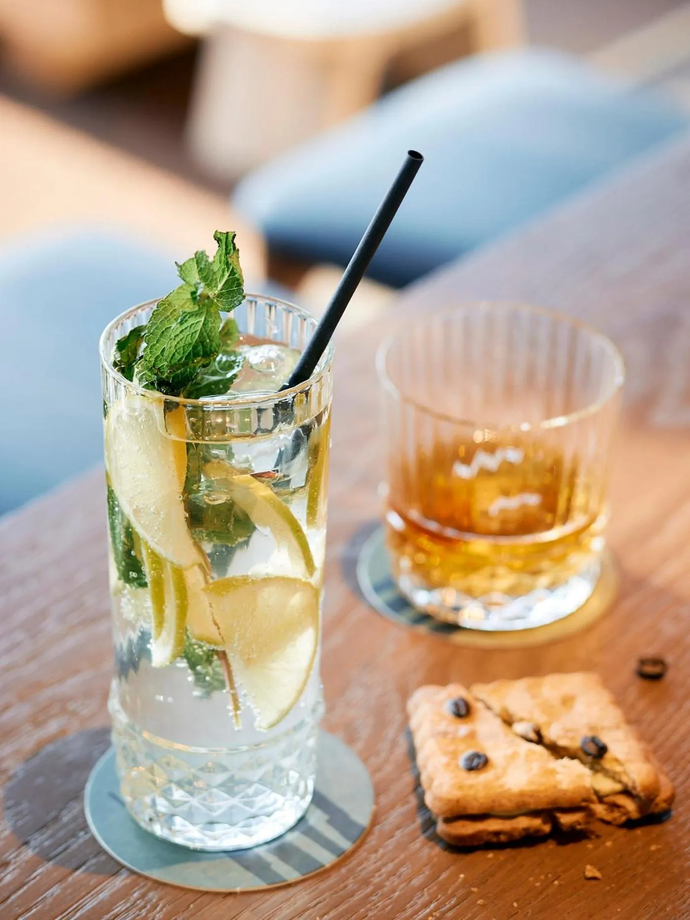 Food and drinks in Le Bellune Paris