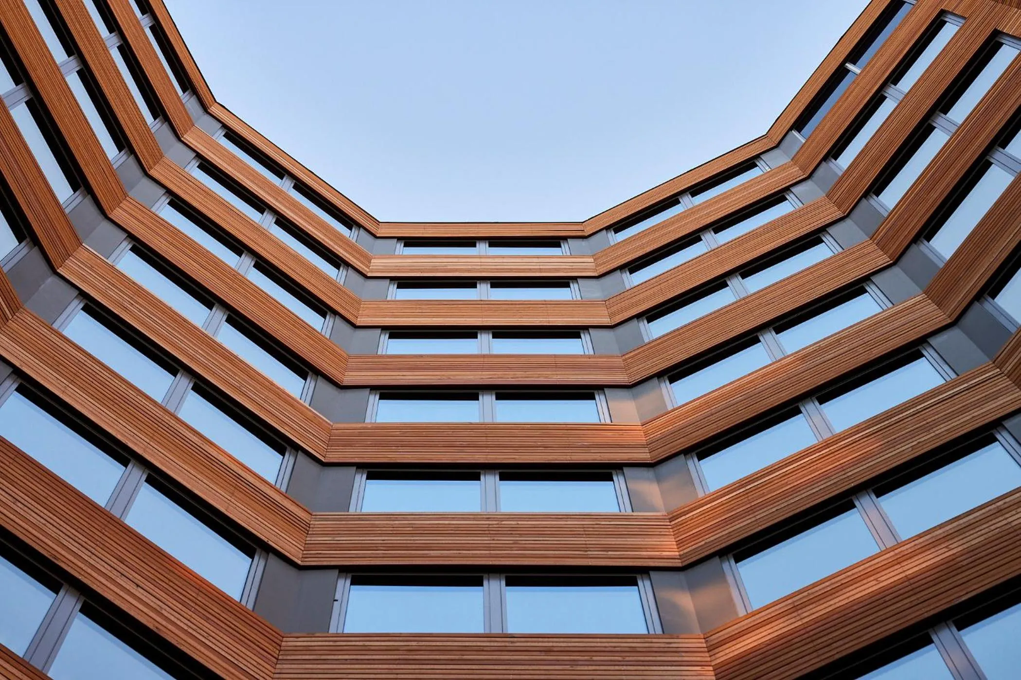 Property building in Le Bellune Paris