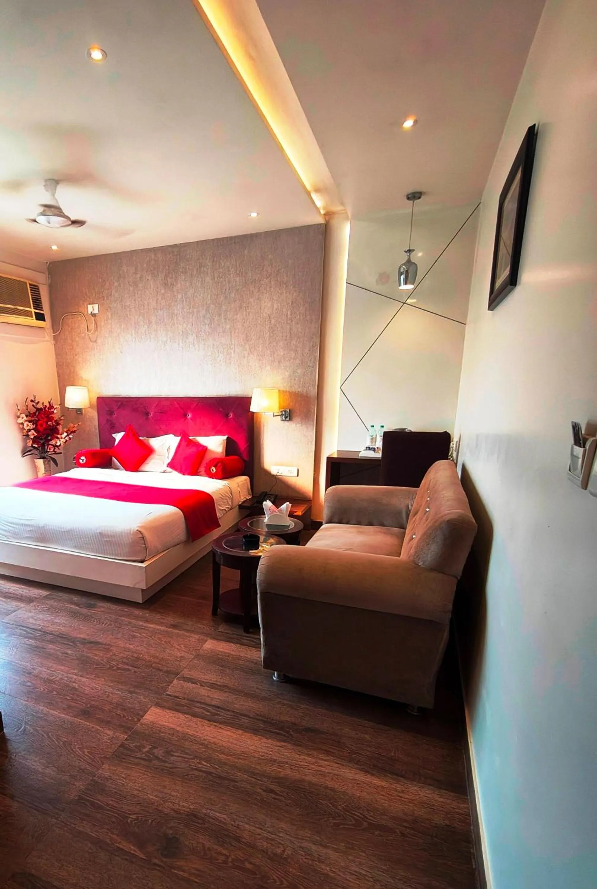 Bed in Hotel Gurveer Royal