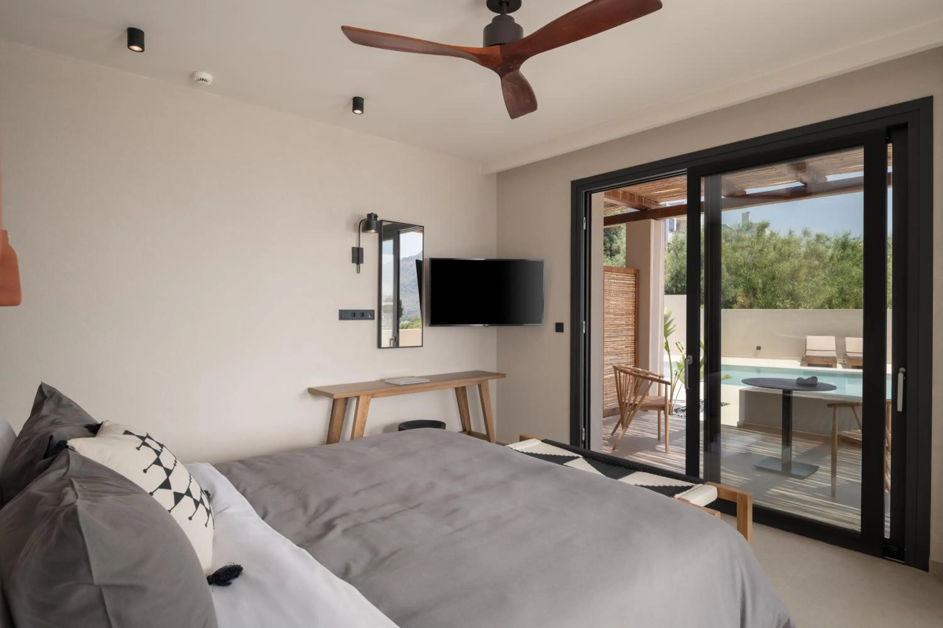 Photo of the whole room, Bed in KYMANI Boutique Hotel & Suites