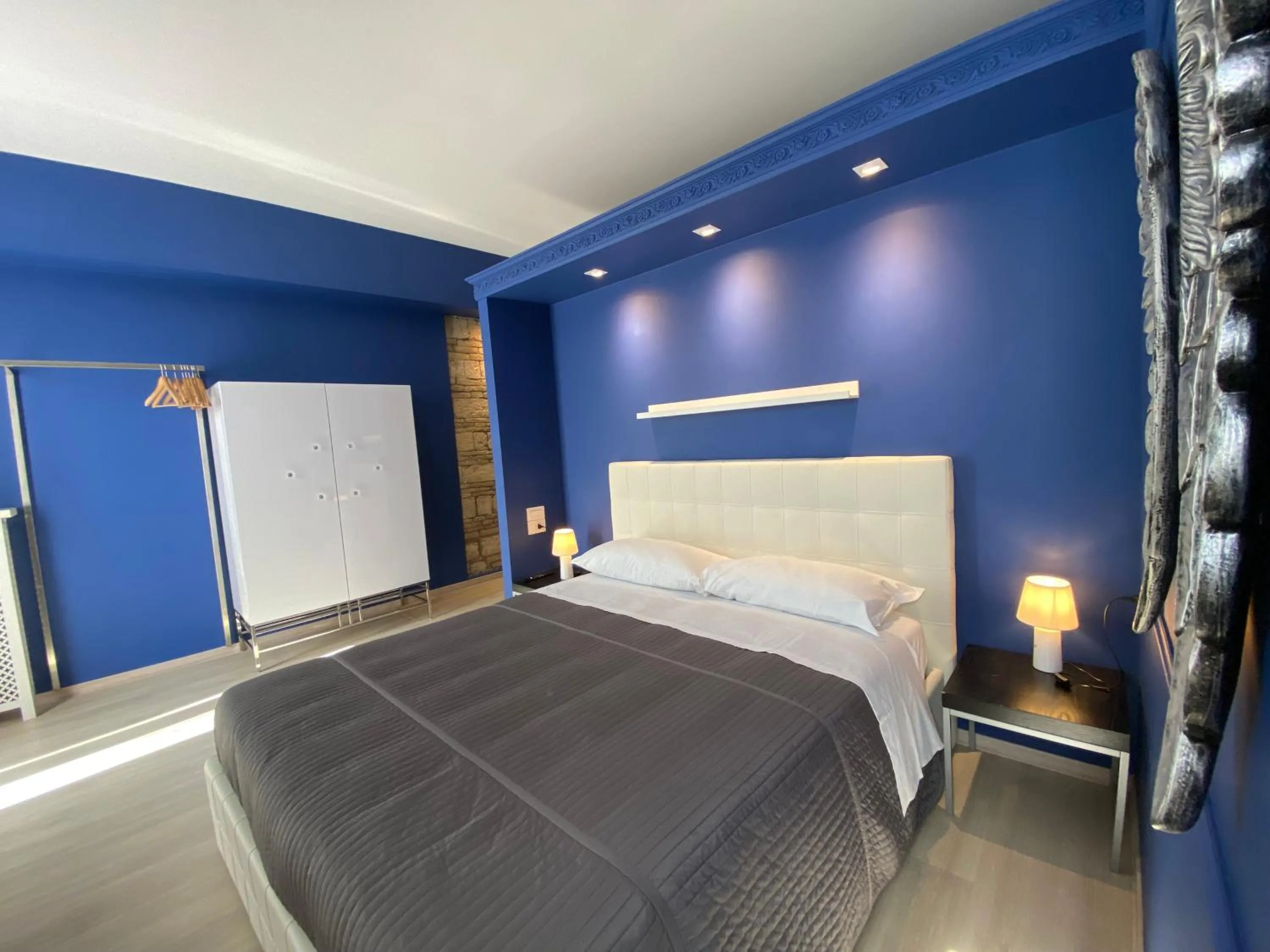 Bed in Residenze Romano Ristorante & Spa - albergo diffuso - RED