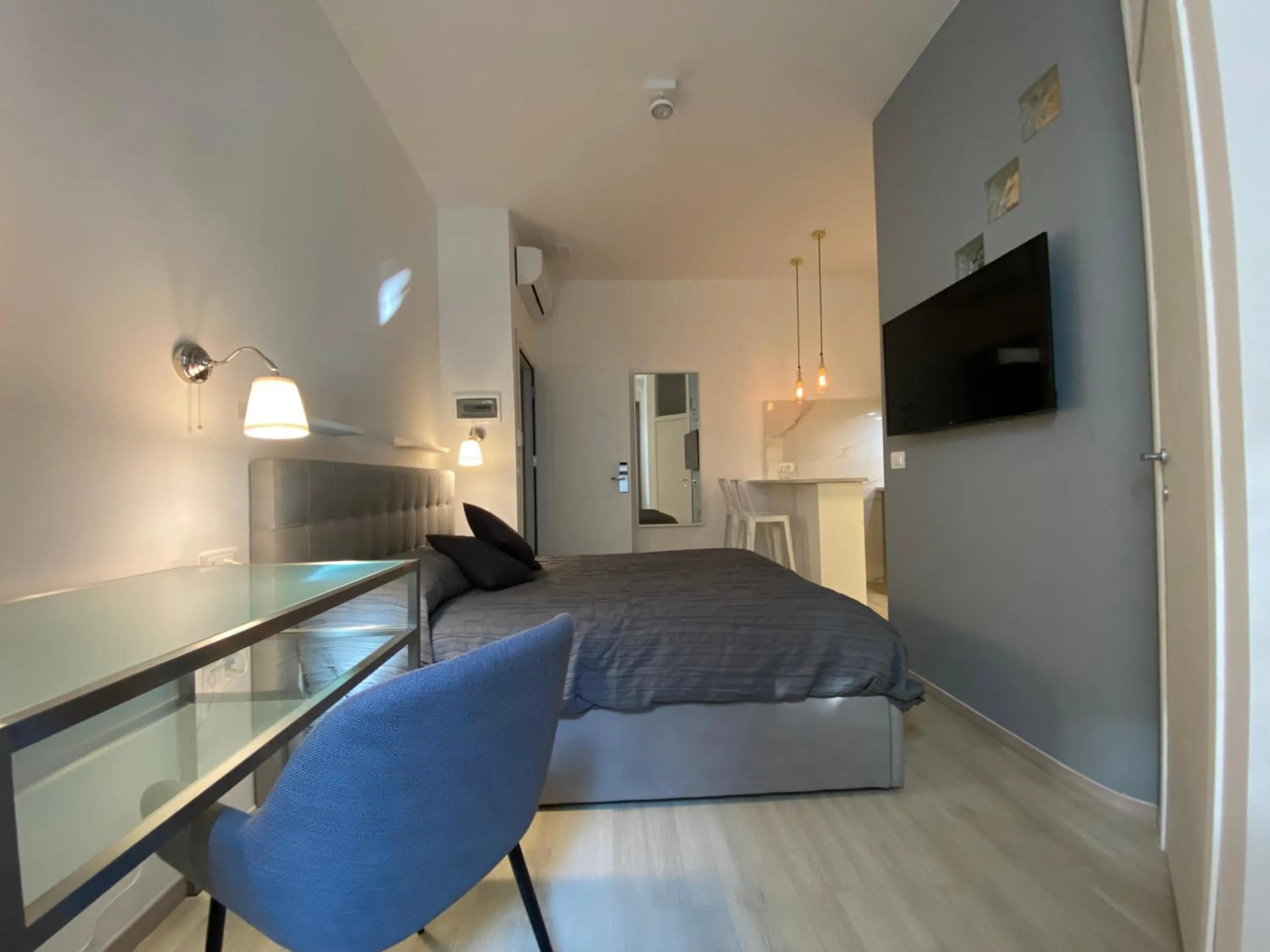 TV and multimedia, Bed in Residenze Romano Ristorante & Spa - albergo diffuso - RED