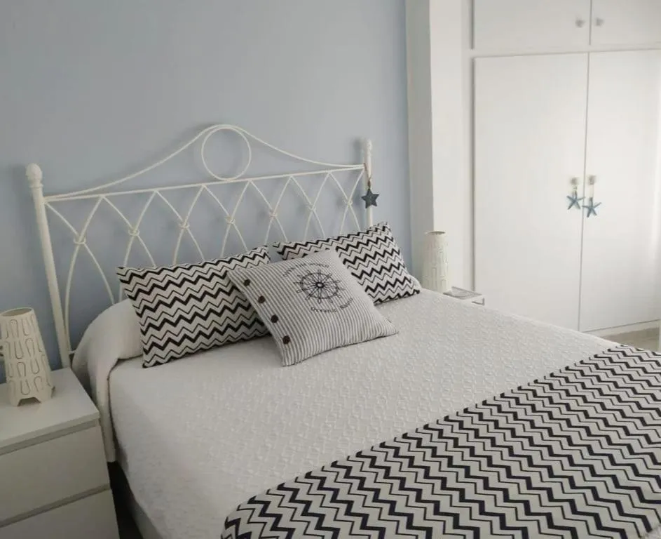 Bed in Little Paradise . Apartment in front of the sea