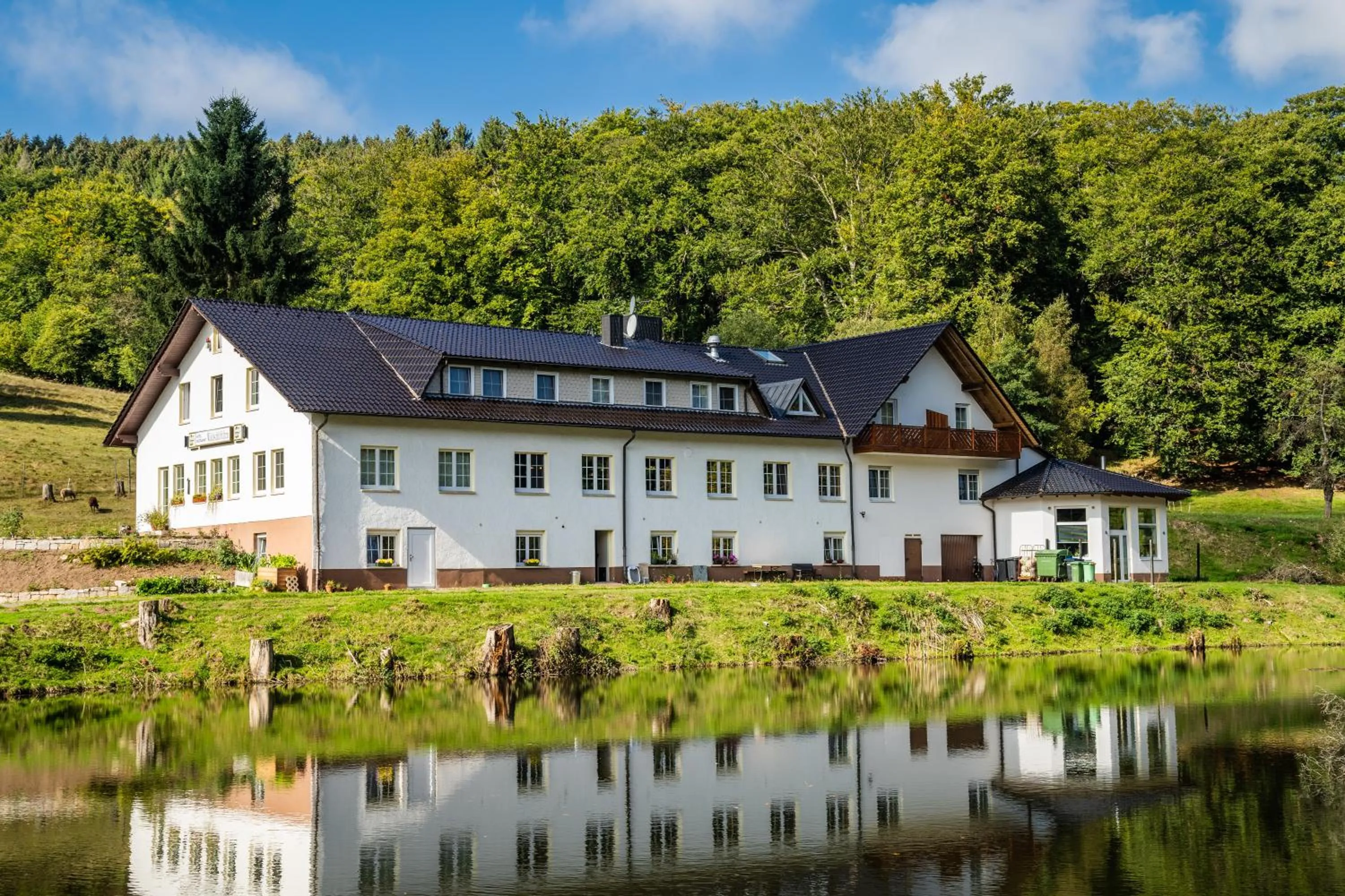 Property building in Waldschlösschen Brotterode