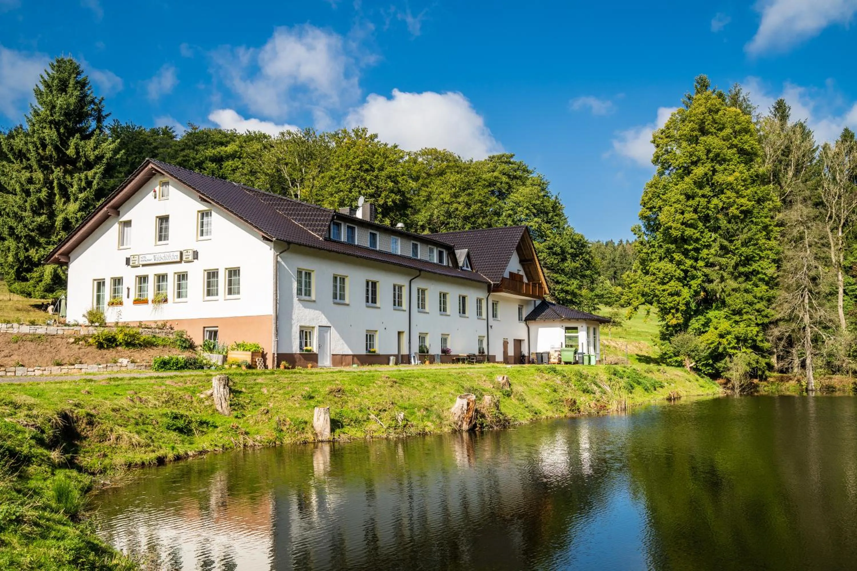 Property building in Waldschlösschen Brotterode