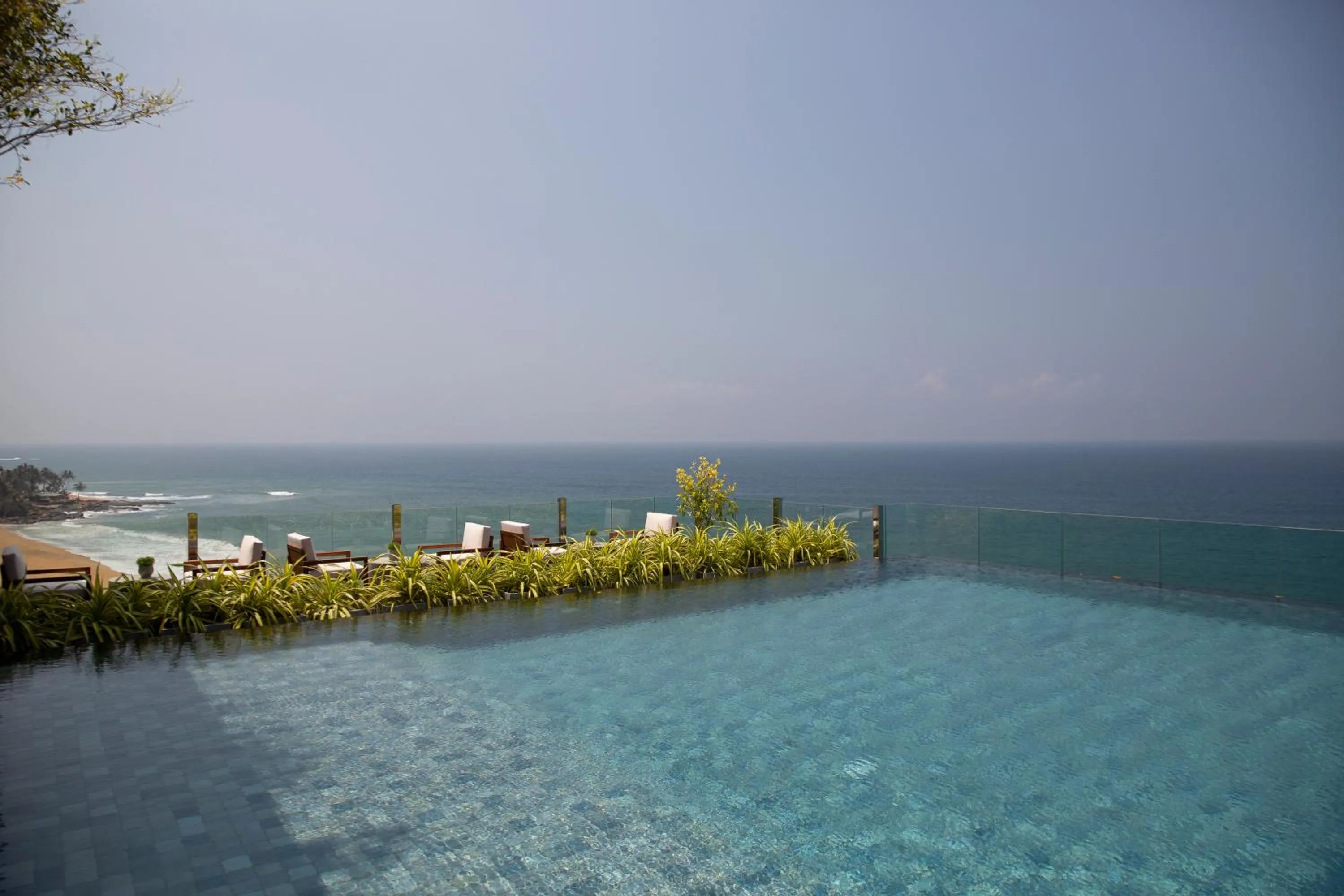 Swimming pool in Crystal Sands Hikkaduwa