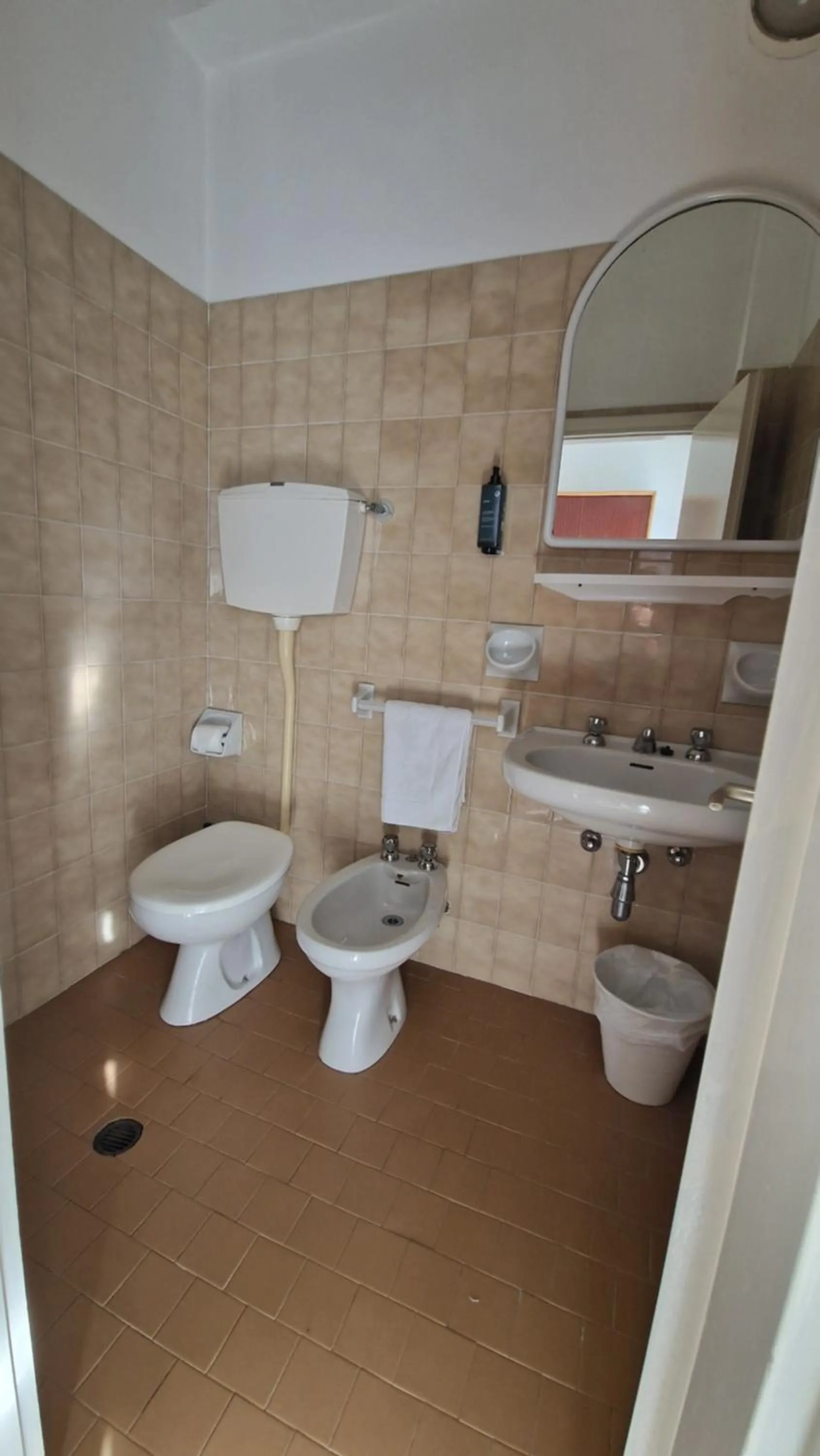 Shower in Hotel Artide