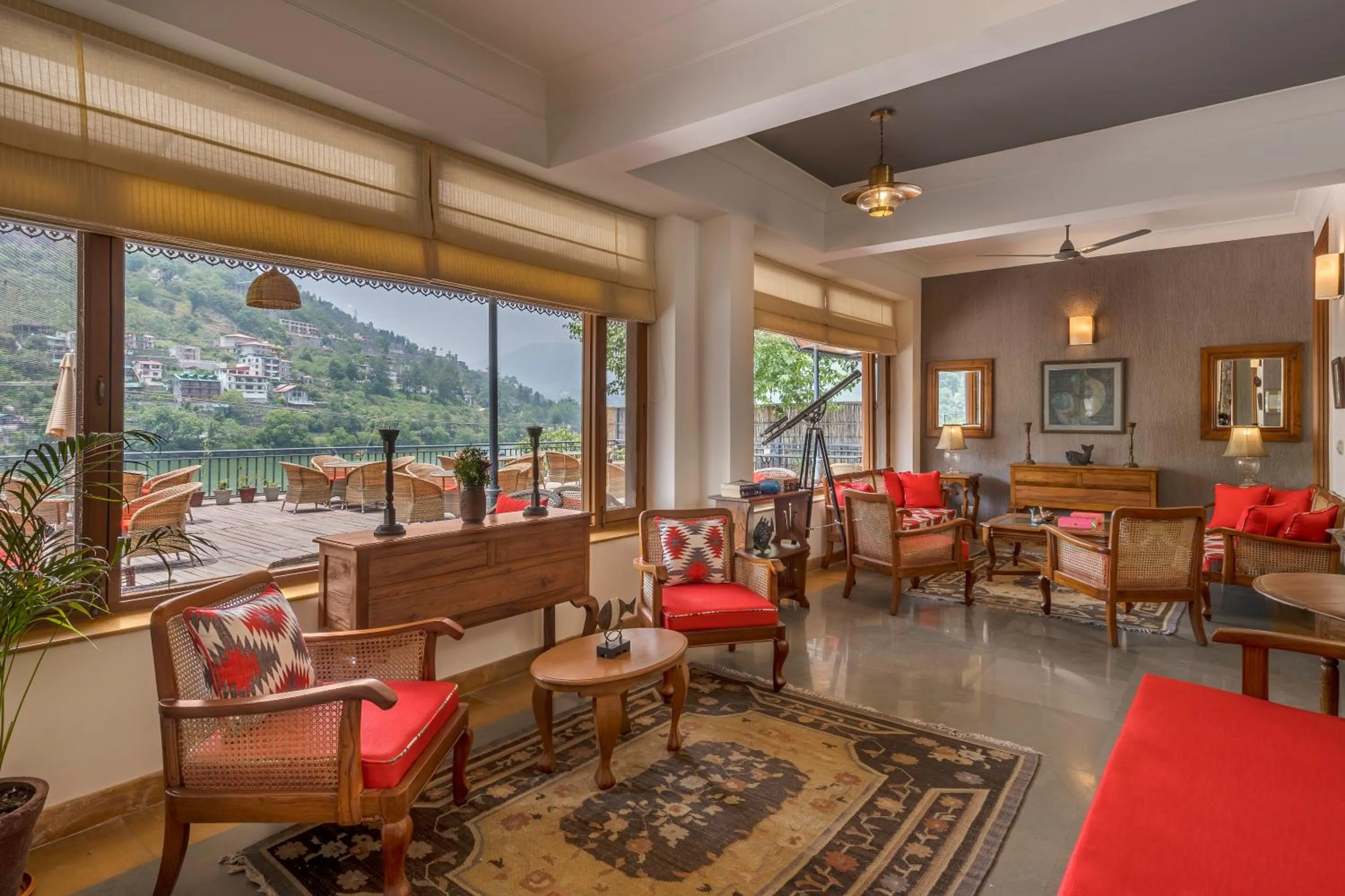 Lobby or reception in The Fishermen's Lodge by Leisure Hotels