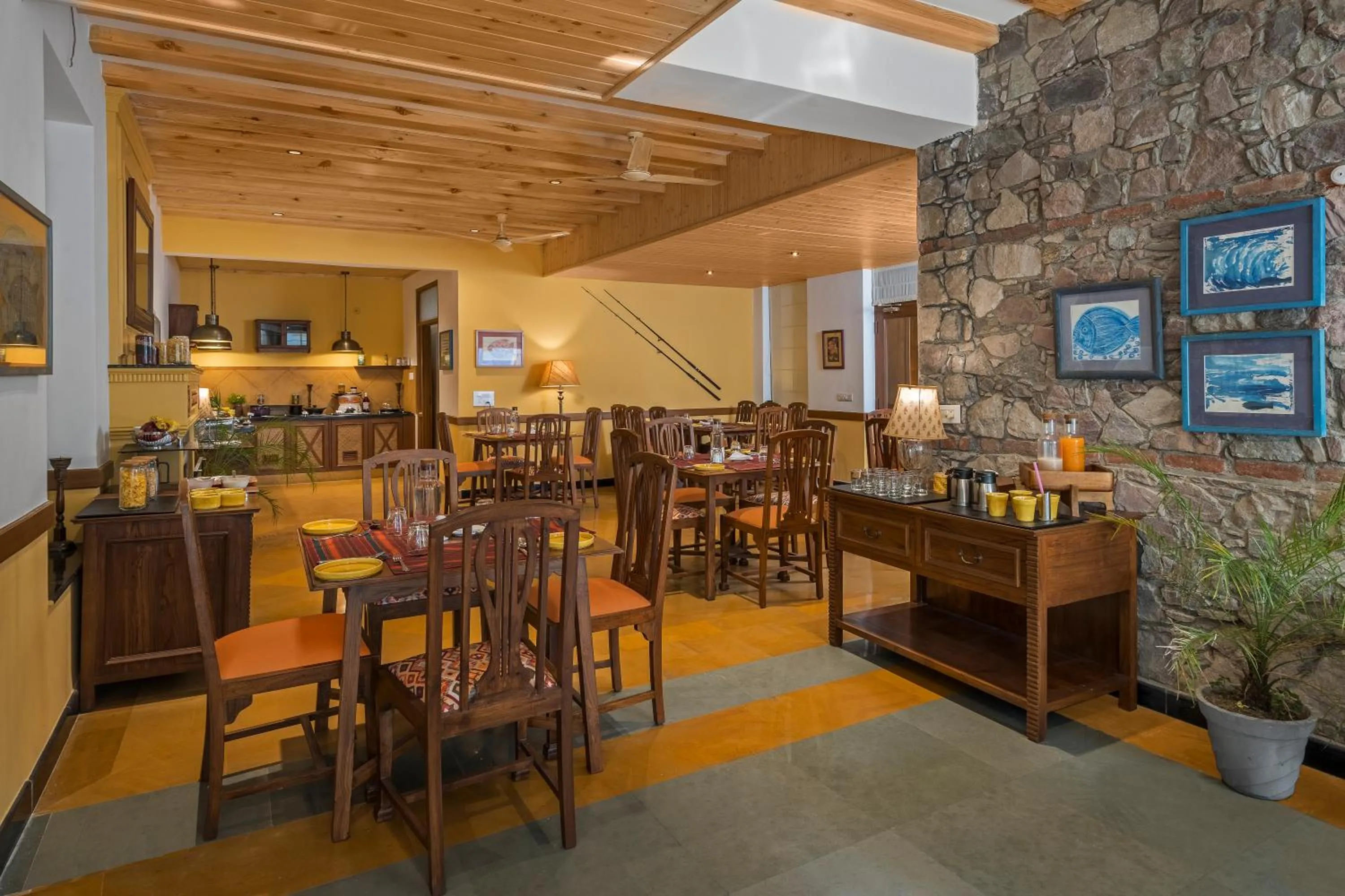 Restaurant/places to eat in The Fishermen's Lodge by Leisure Hotels