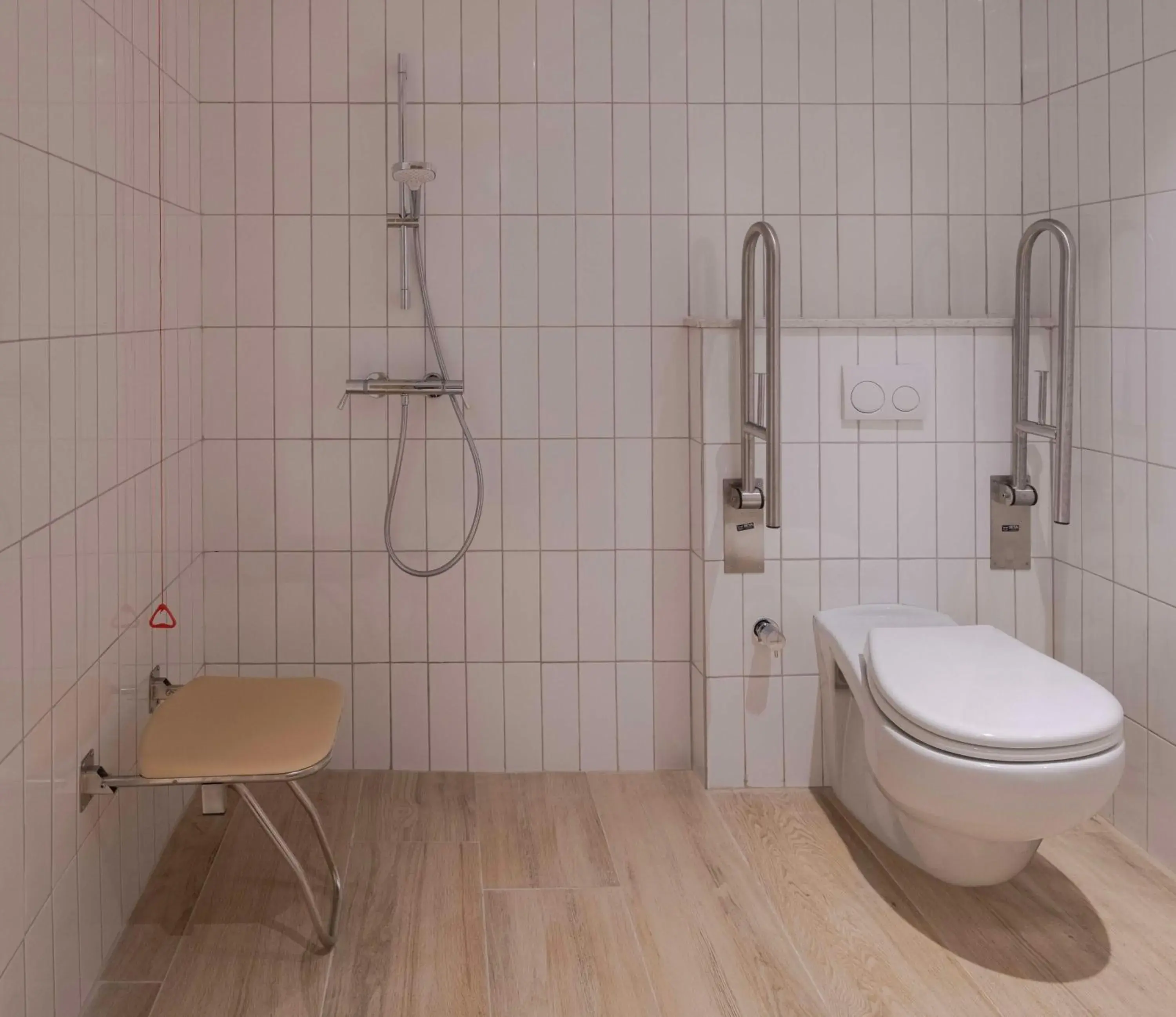 King Room - Mobility Accessible in Hilton Garden Inn Balikesir King Room - Mobility Accessible in Hilton Garden Inn Balikesir