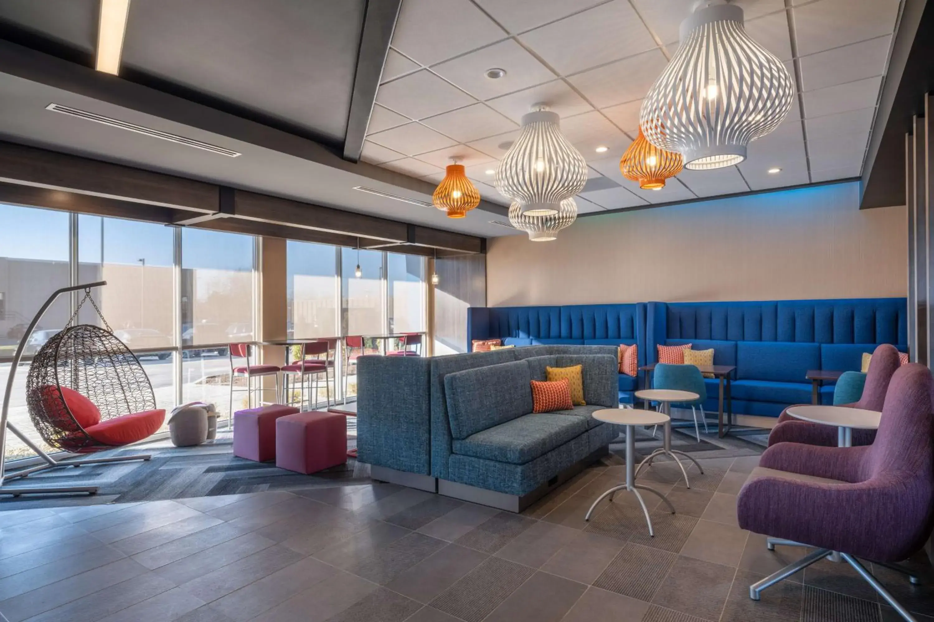 Lobby or reception in Tru By Hilton Naperville Chicago Lobby or reception in Tru By Hilton Naperville Chicago