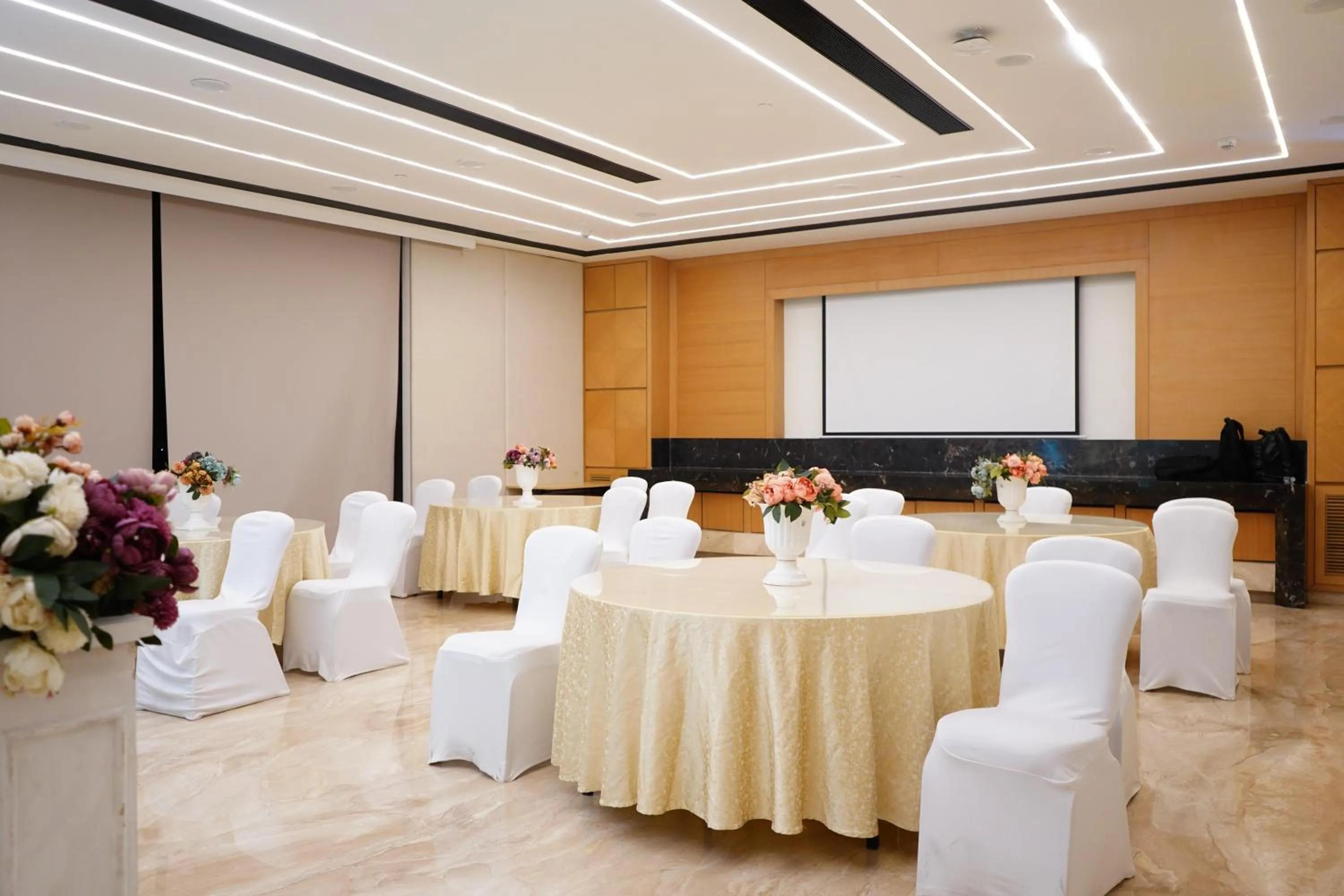Banquet/Function facilities in Hilton Garden Inn Pune Hinjawadi