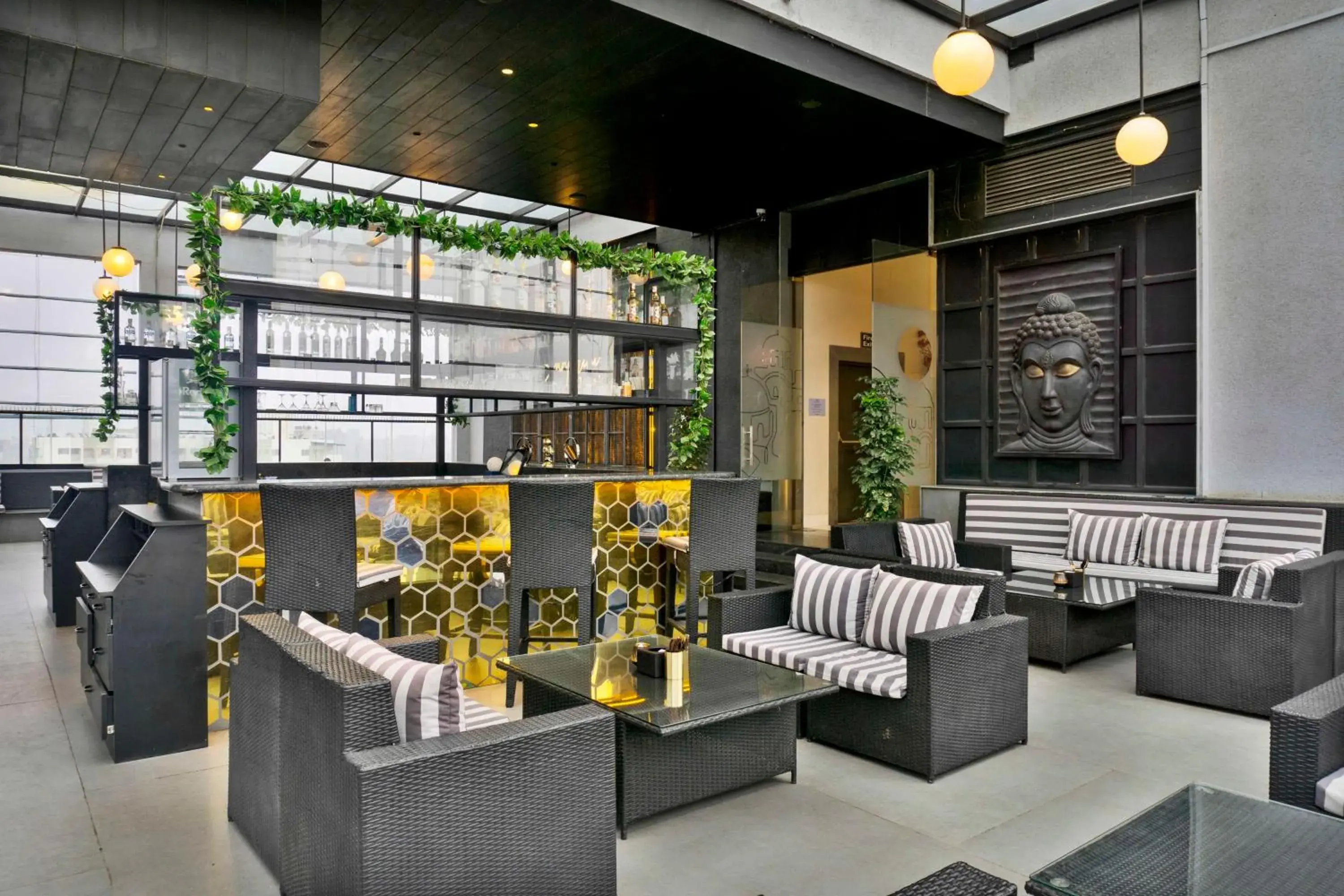 Lounge or bar in Hilton Garden Inn Pune Hinjawadi Lounge or bar in Hilton Garden Inn Pune Hinjawadi