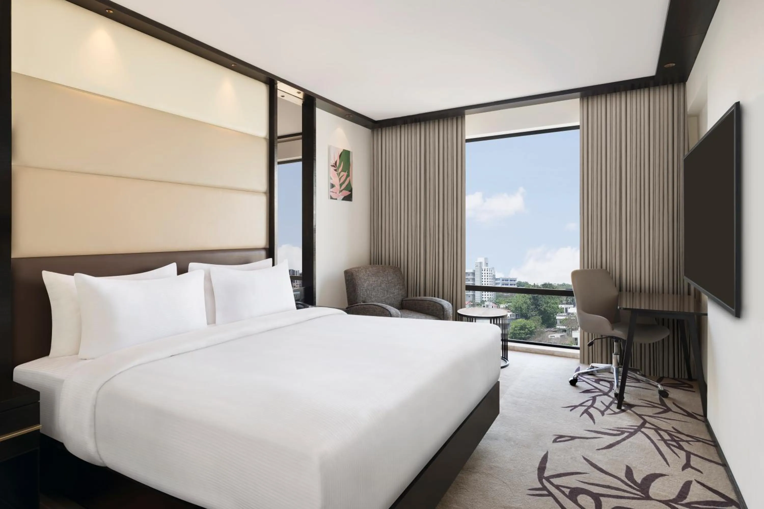 Bedroom, Bed in Hilton Garden Inn Pune Hinjawadi