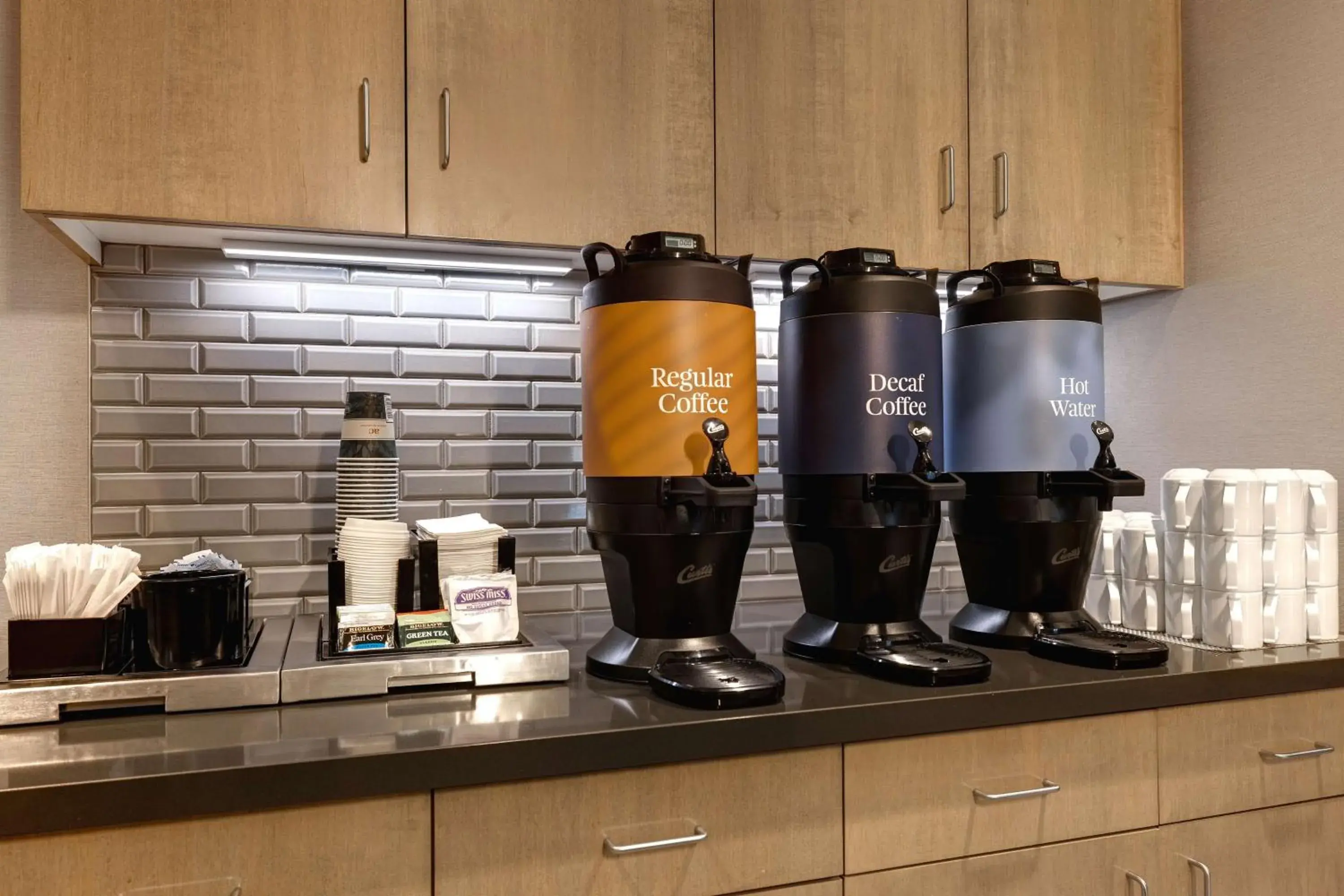 Breakfast in Homewood Suites By Hilton Oak Creek Milwaukee Breakfast in Homewood Suites By Hilton Oak Creek Milwaukee