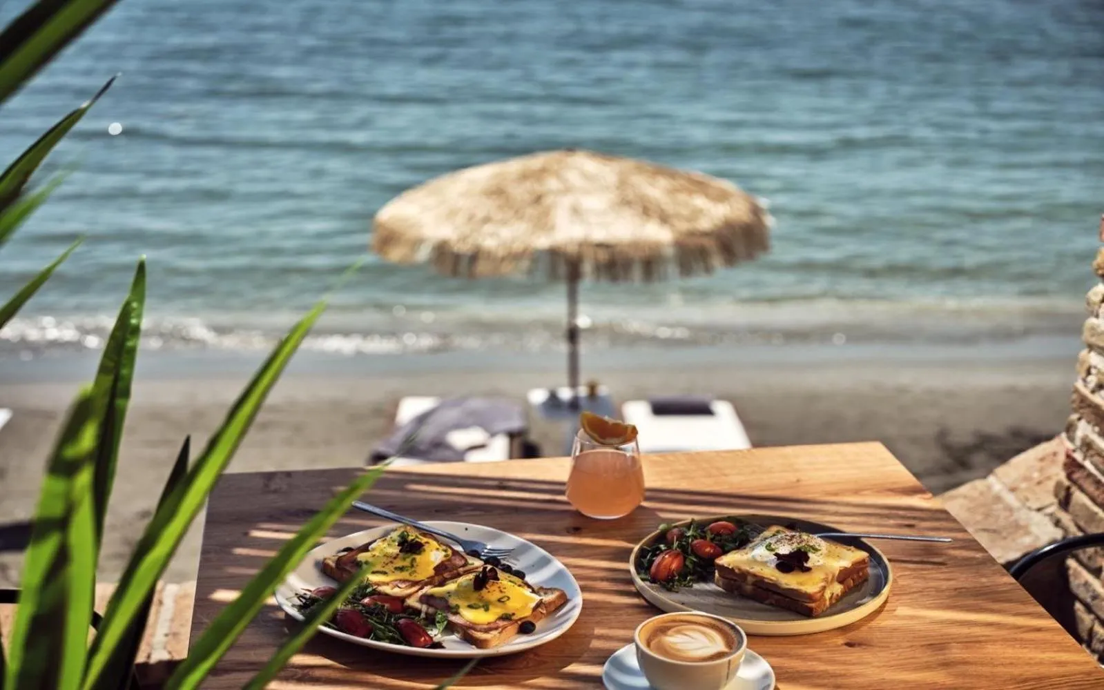 Breakfast in Sanpiero Island