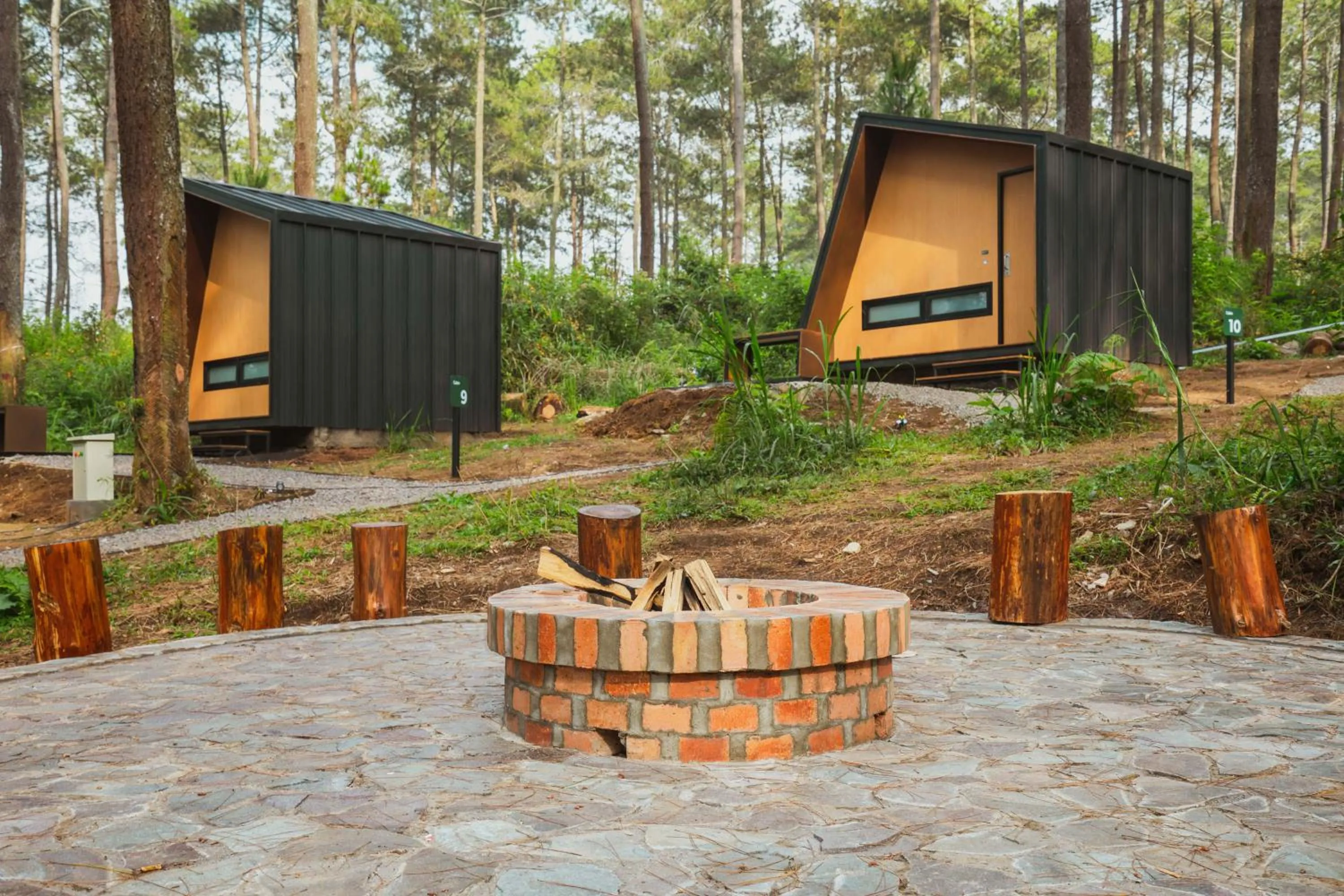 Bobocabin Cikole, Bandung