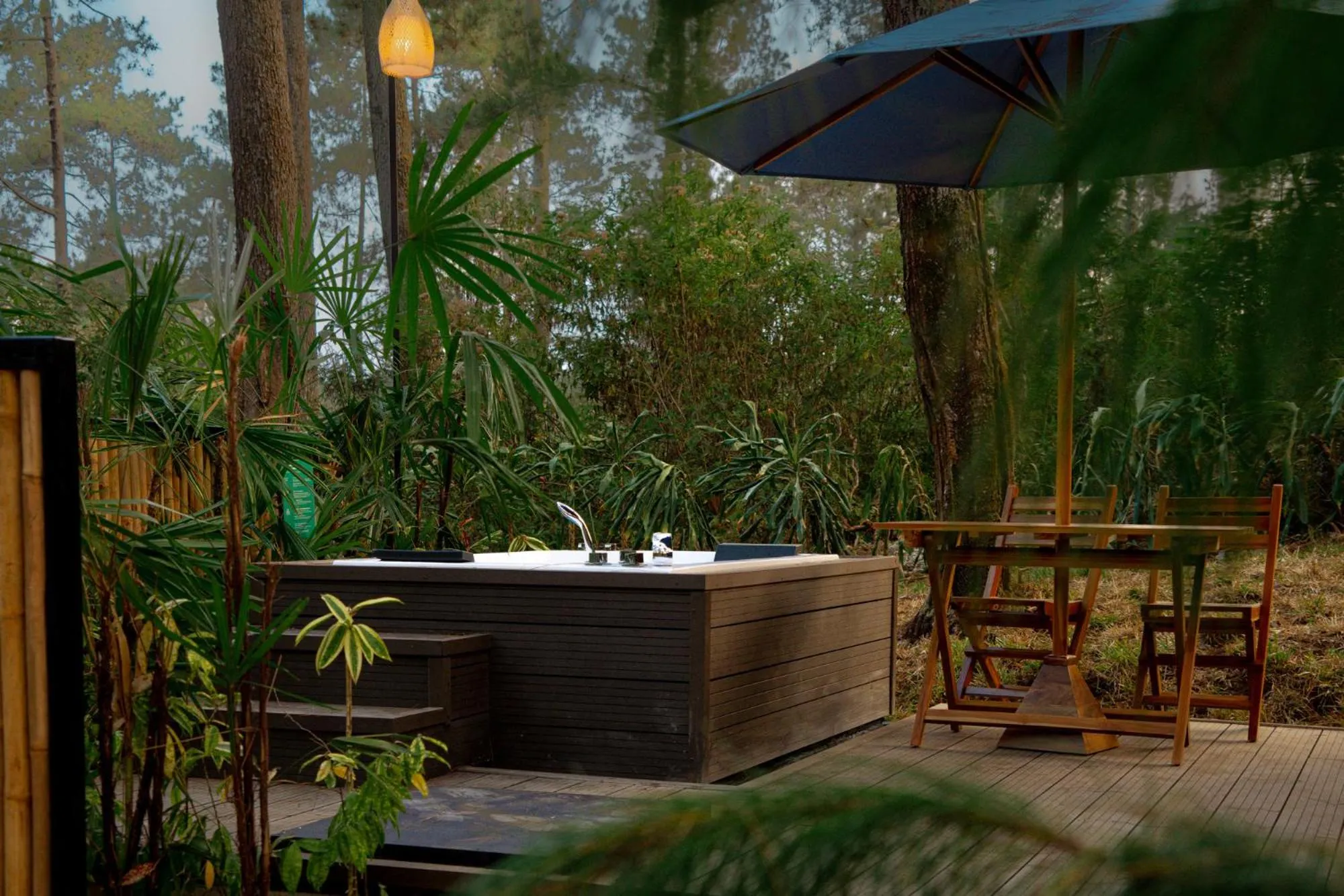 Hot Tub in Bobocabin Cikole, Bandung