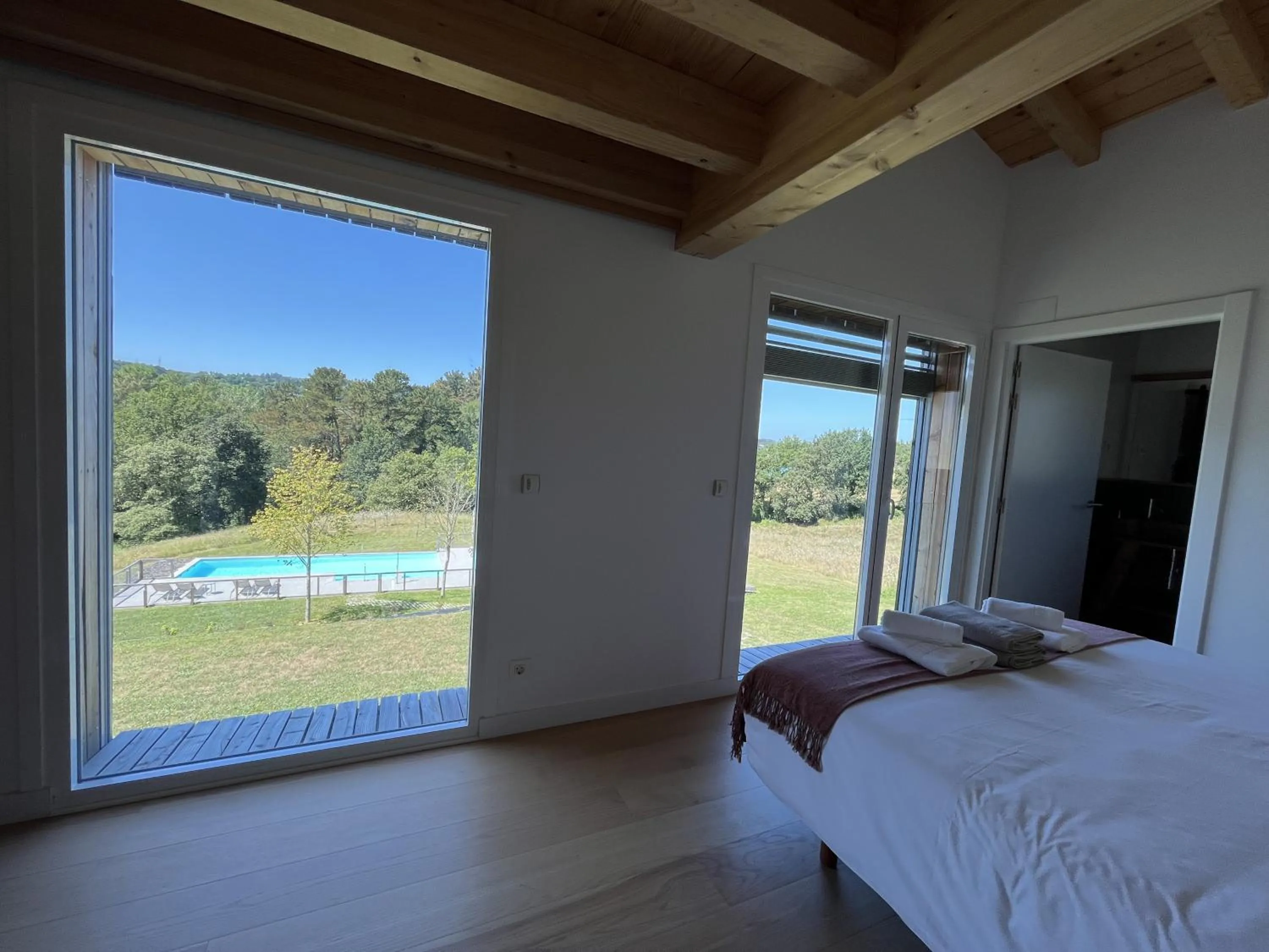 Bedroom, Bed in Basoan