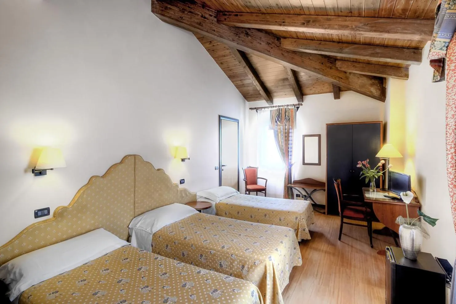 Bed in Antica Locanda Il Sole