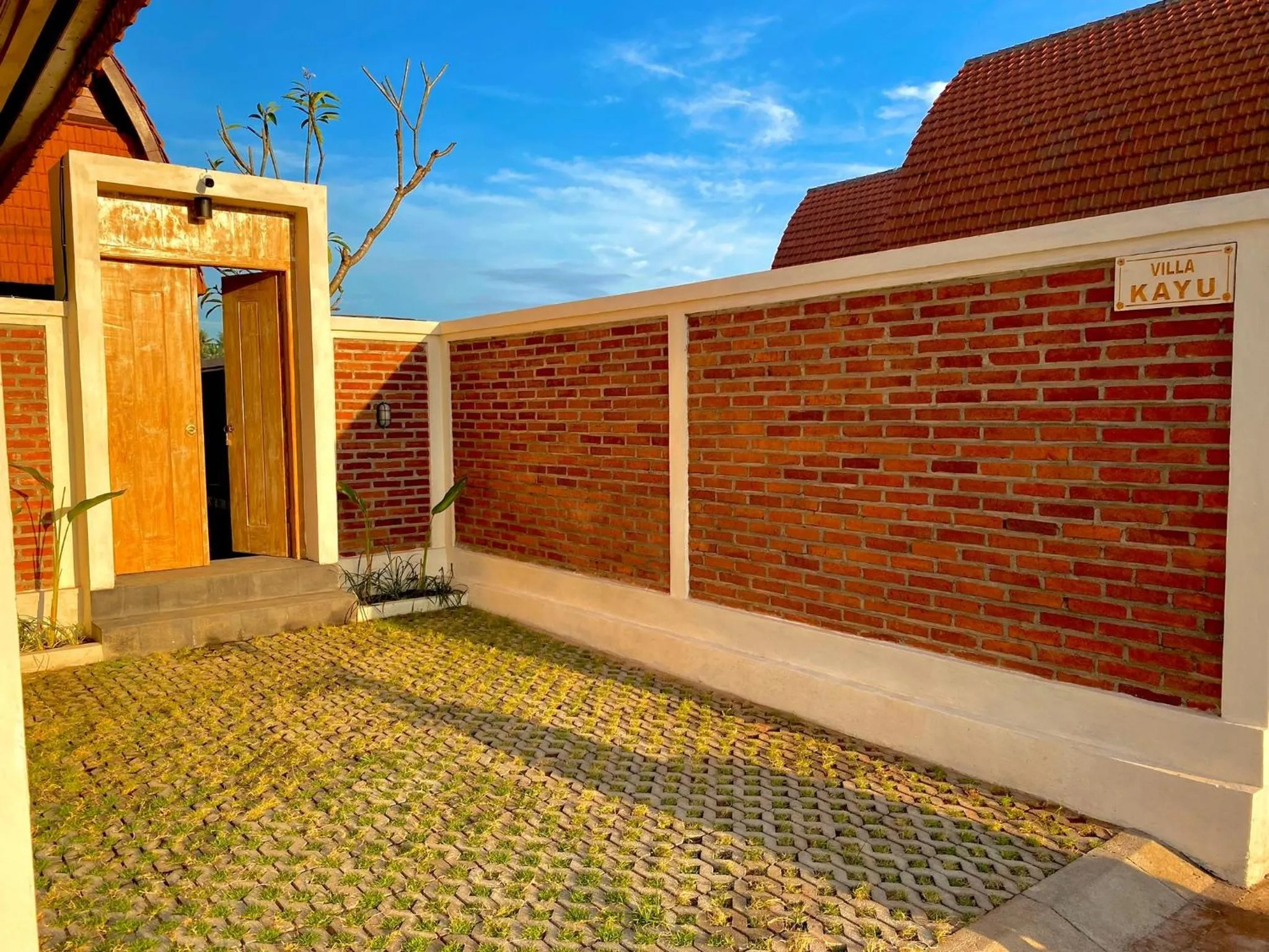 Bhumi Lovina Residence & Villa