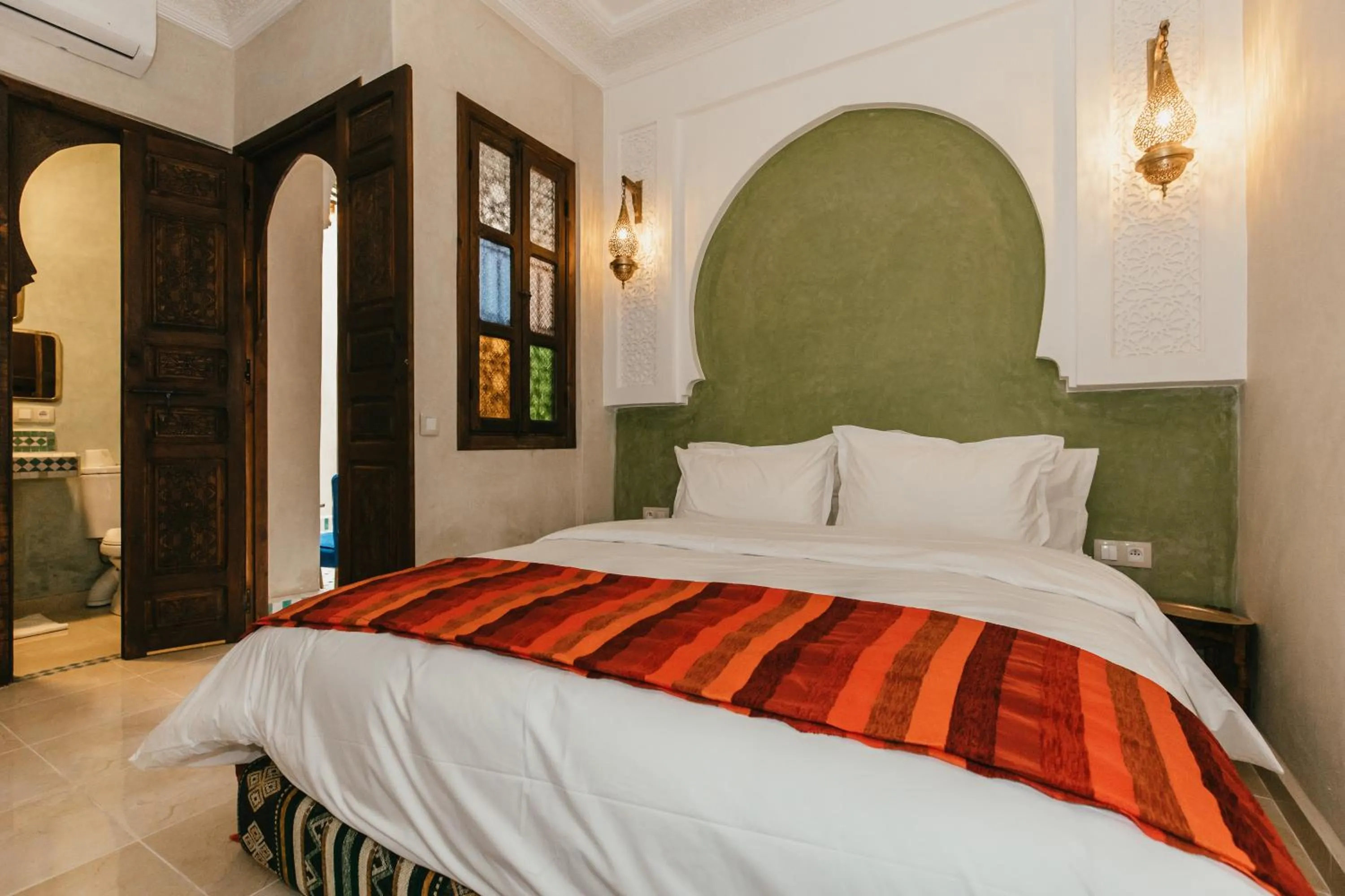 Bed in L'Emeraude de la Médina